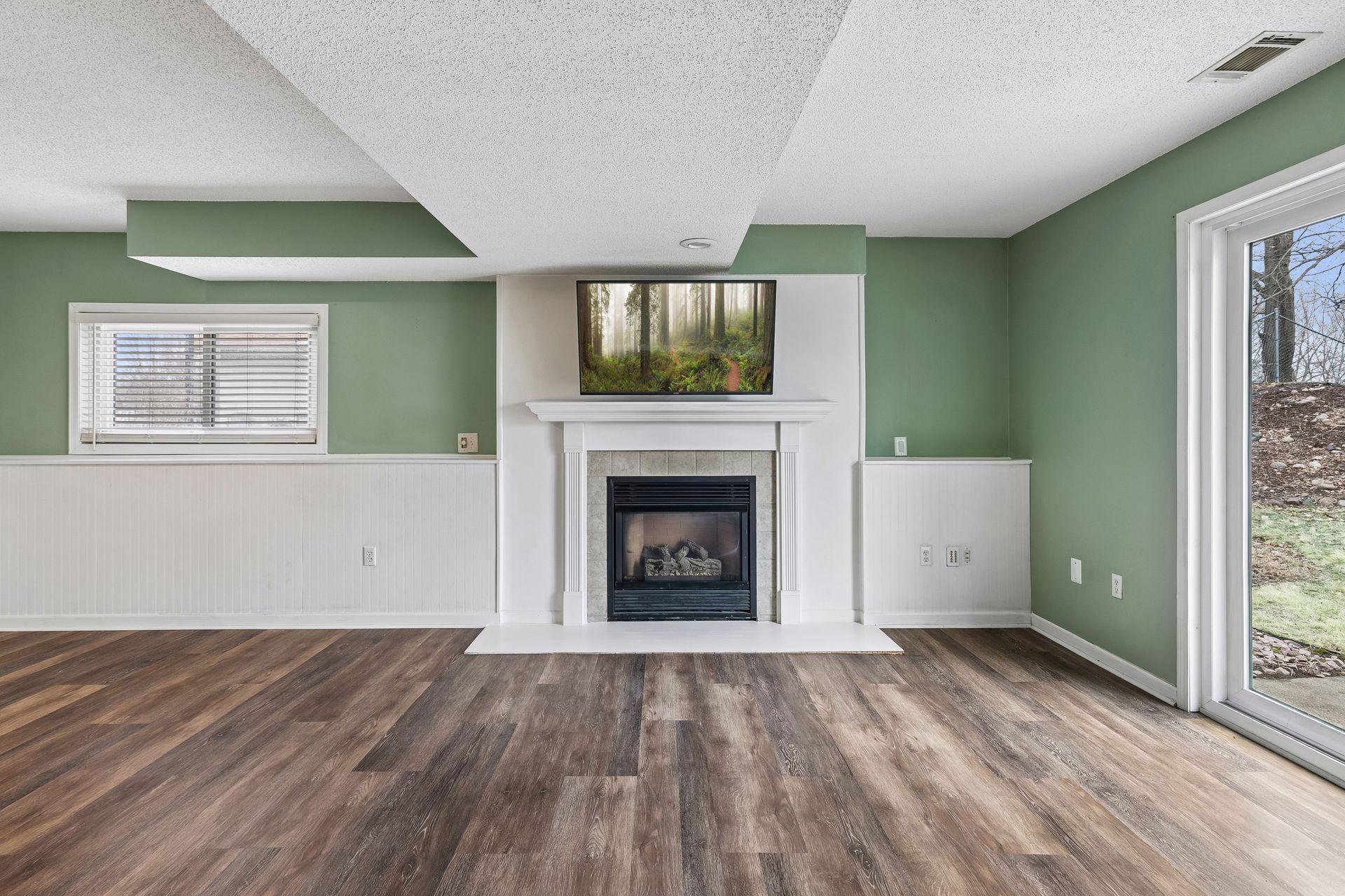 17194 Toronto Avenue SE