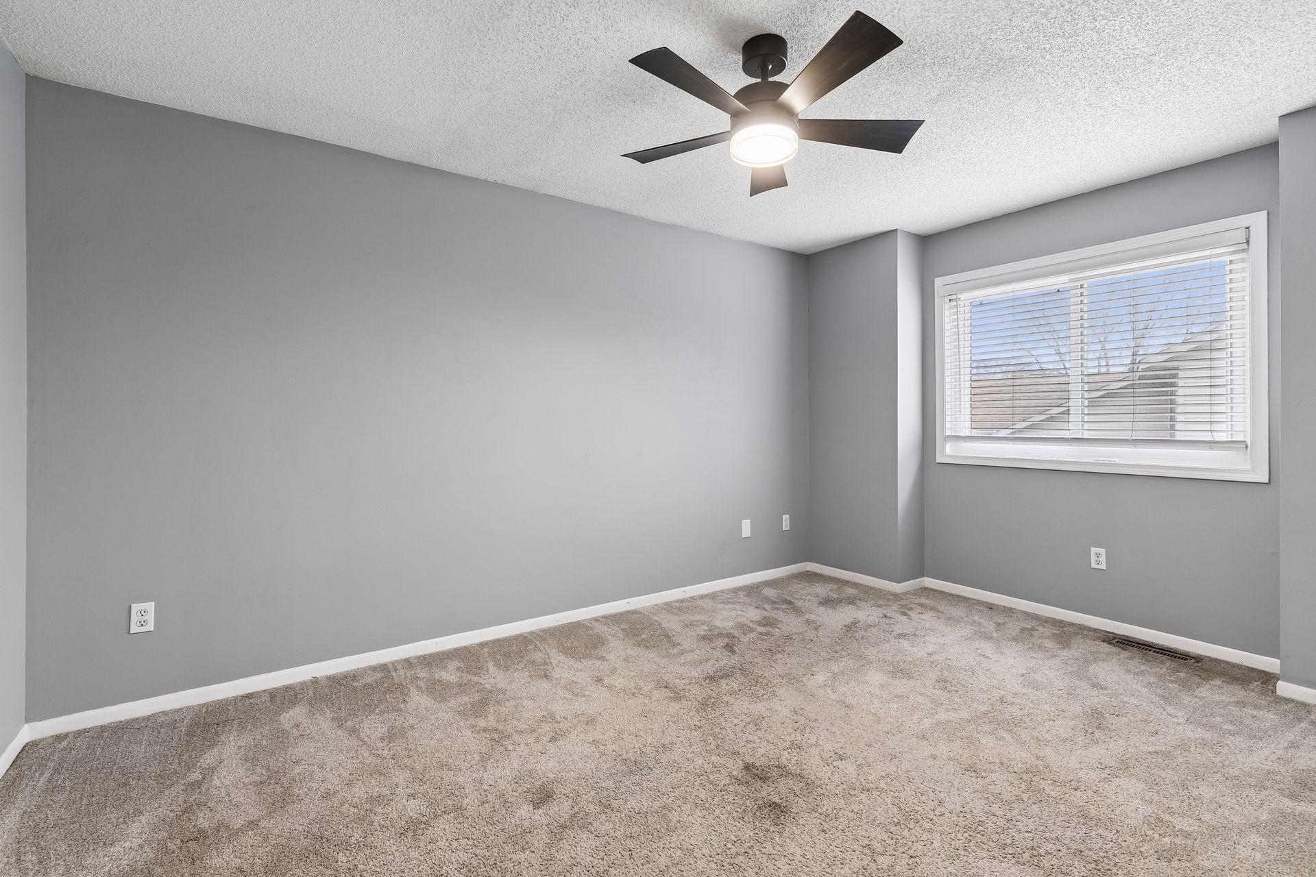 17194 Toronto Avenue SE