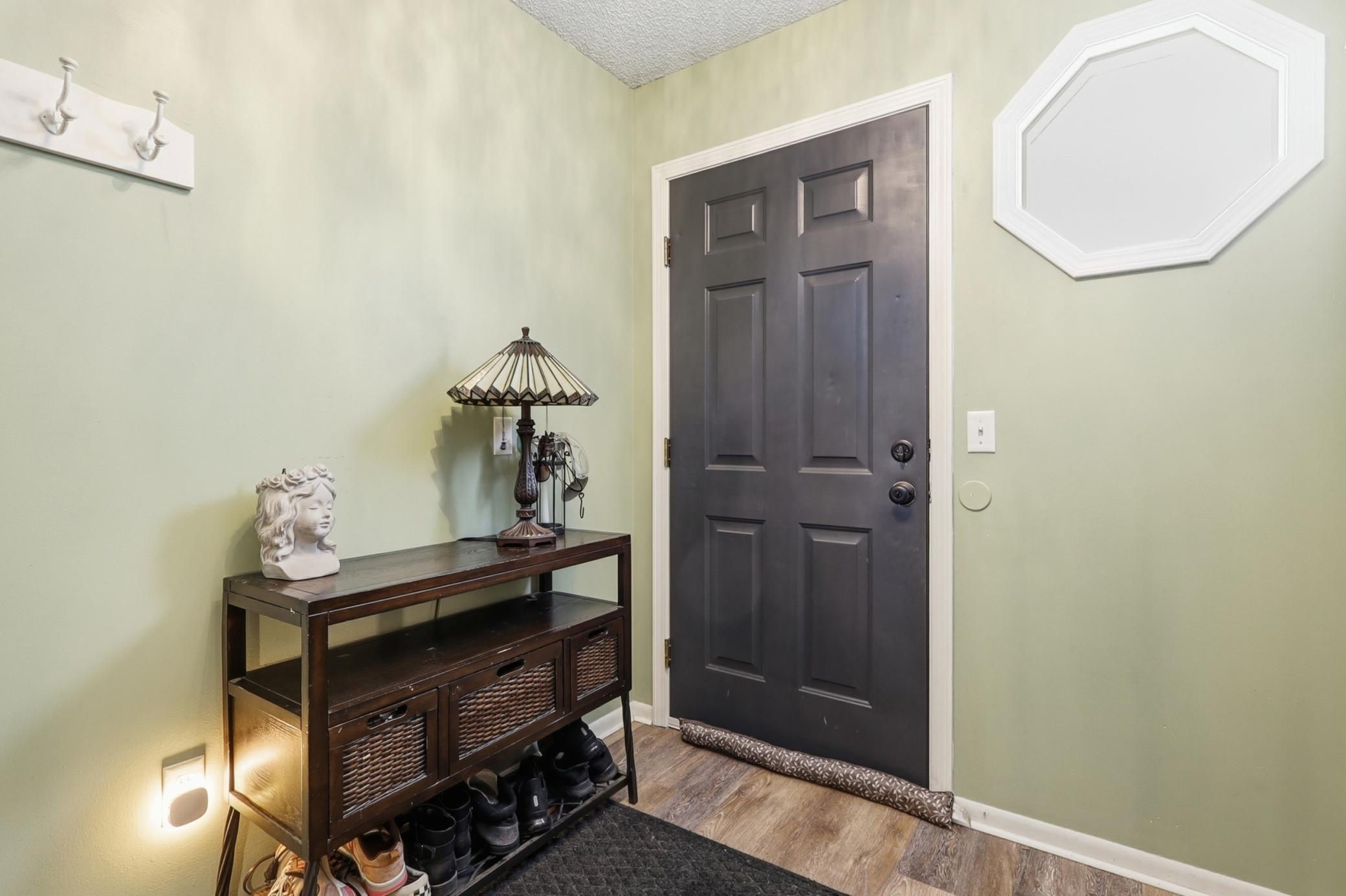 17194 Toronto Avenue SE