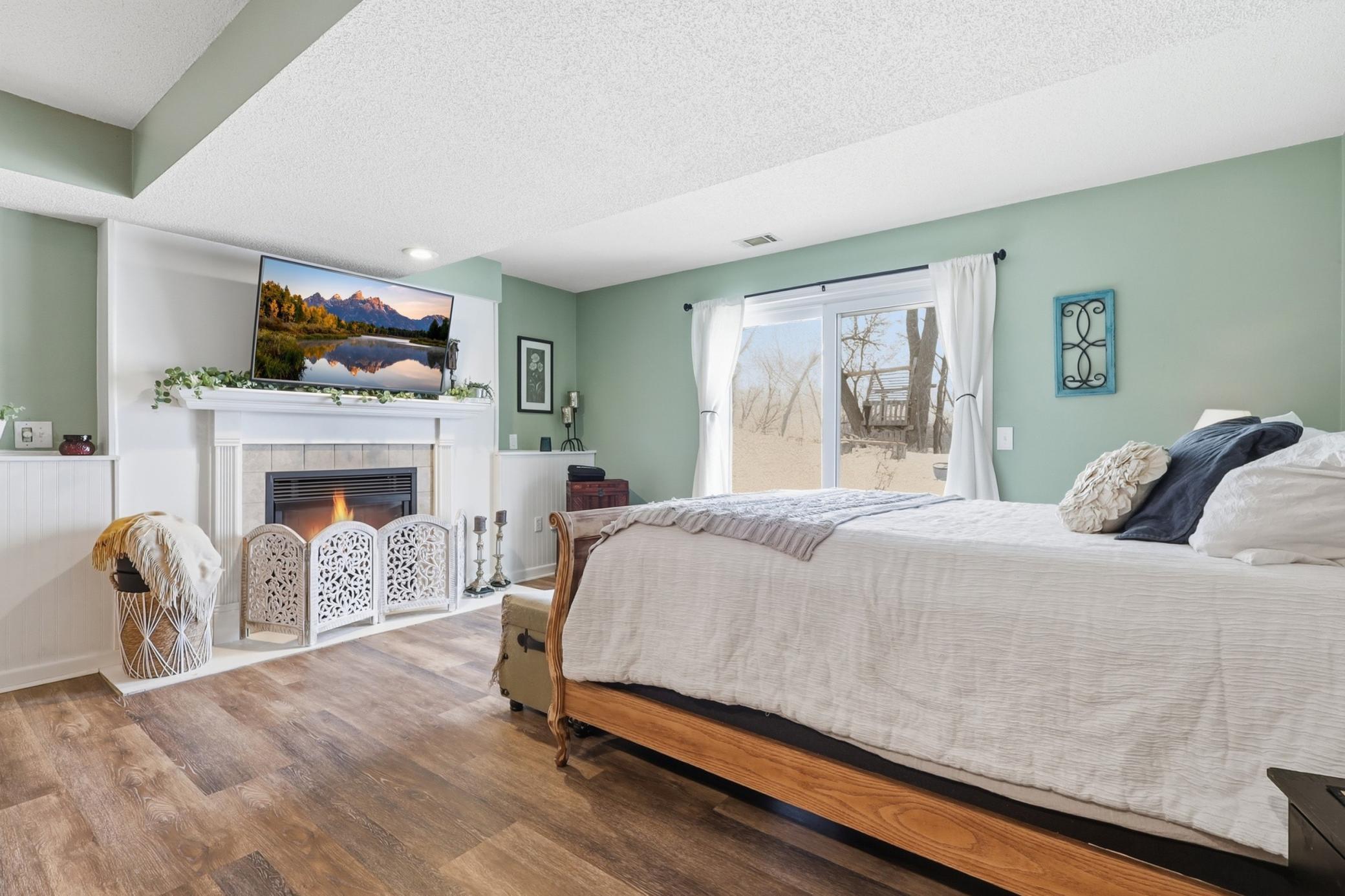 17194 Toronto Avenue SE