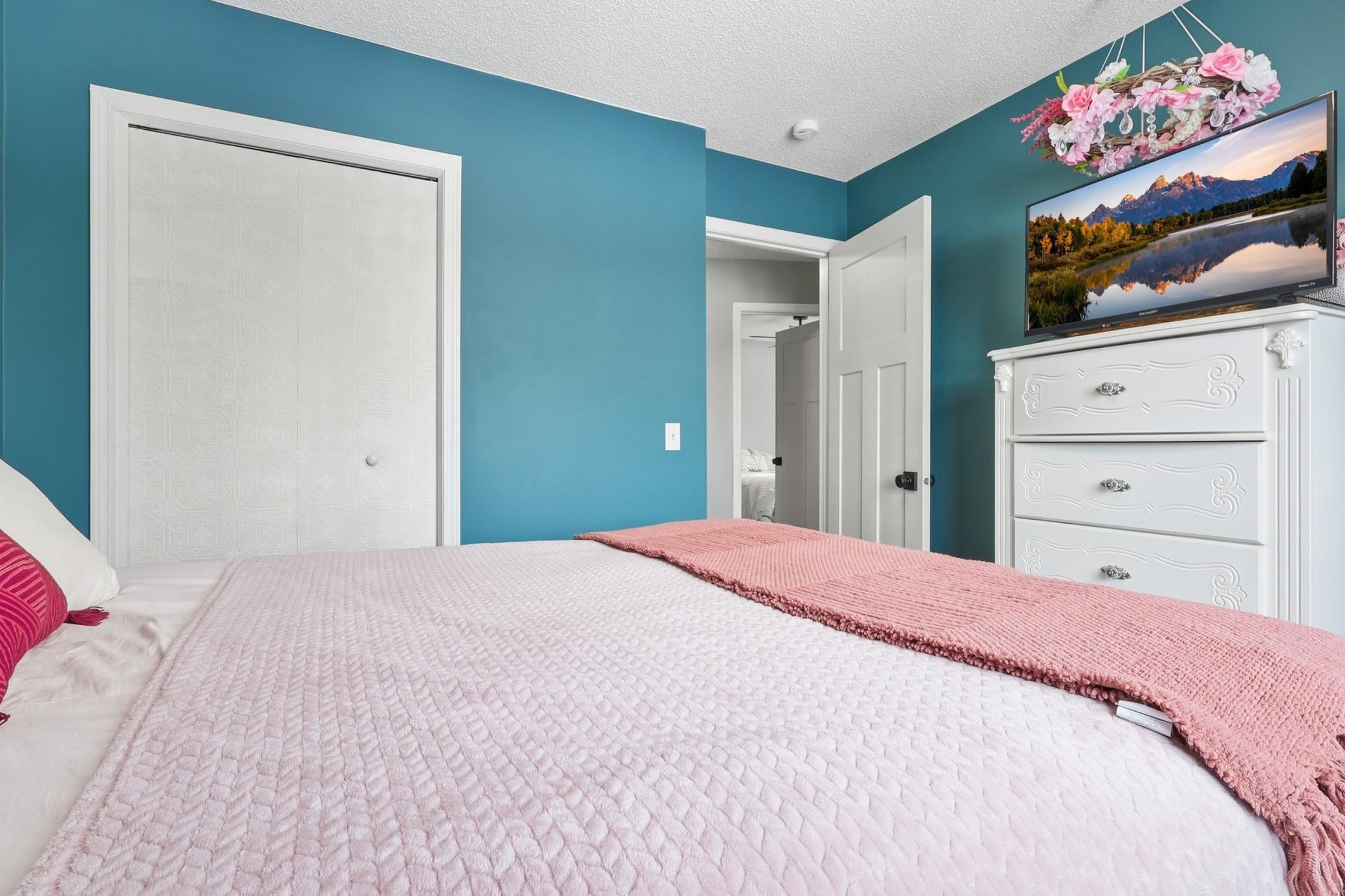 17194 Toronto Avenue SE