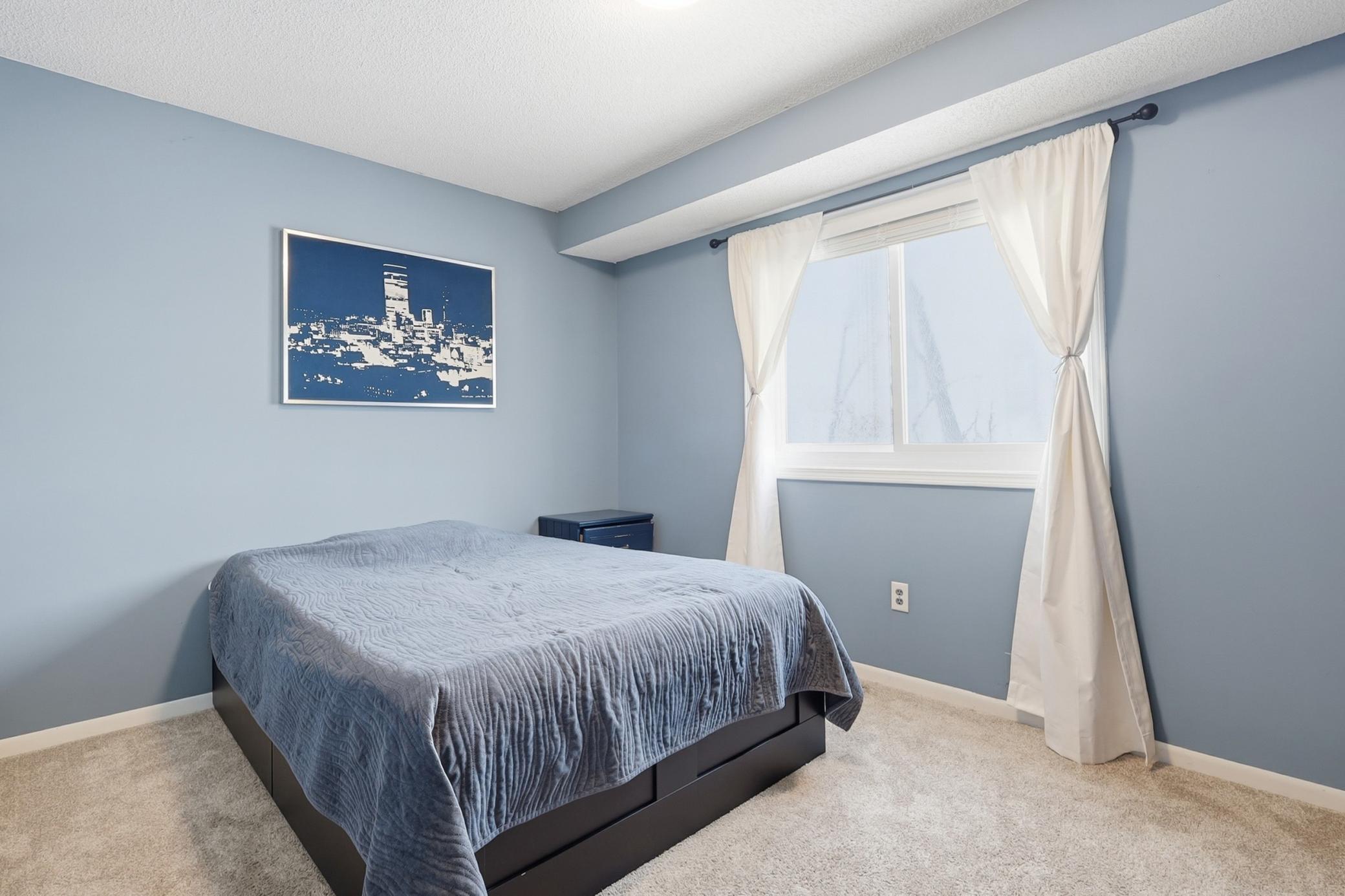 17194 Toronto Avenue SE