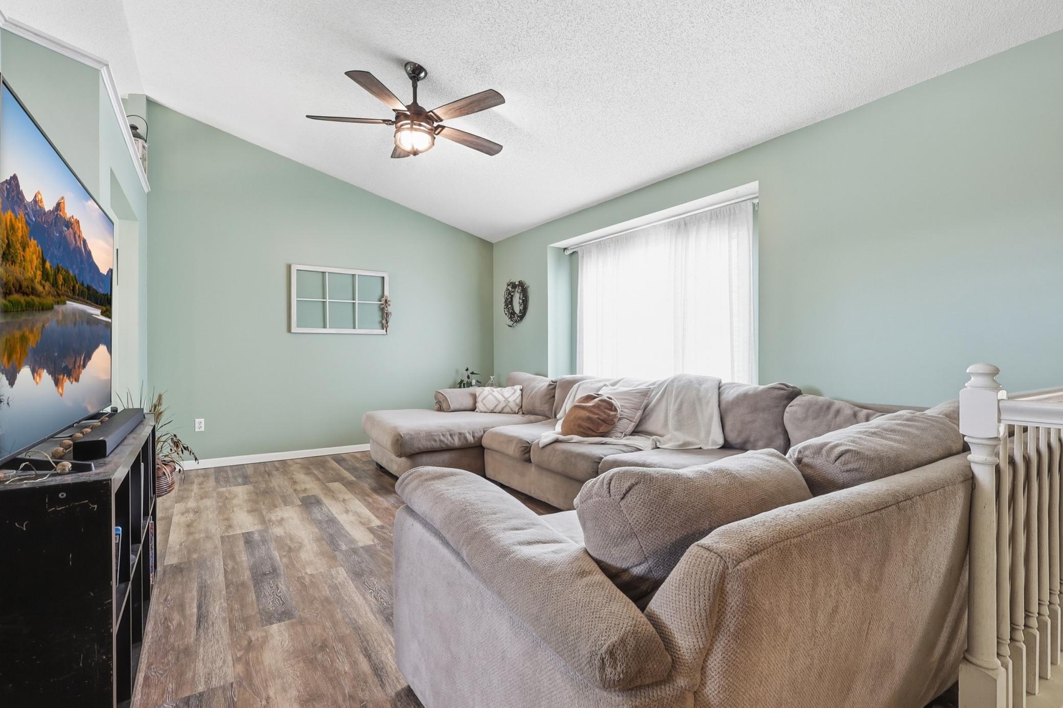 17194 Toronto Avenue SE