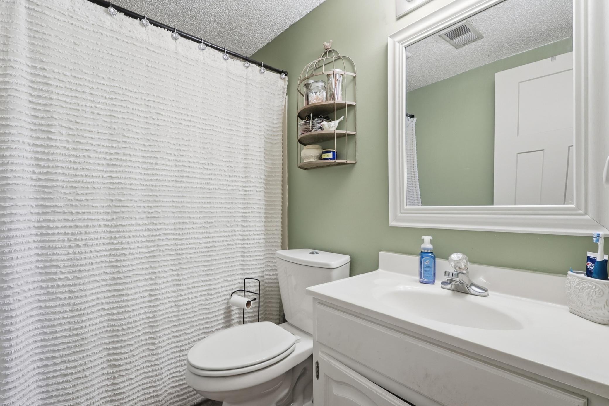 17194 Toronto Avenue SE