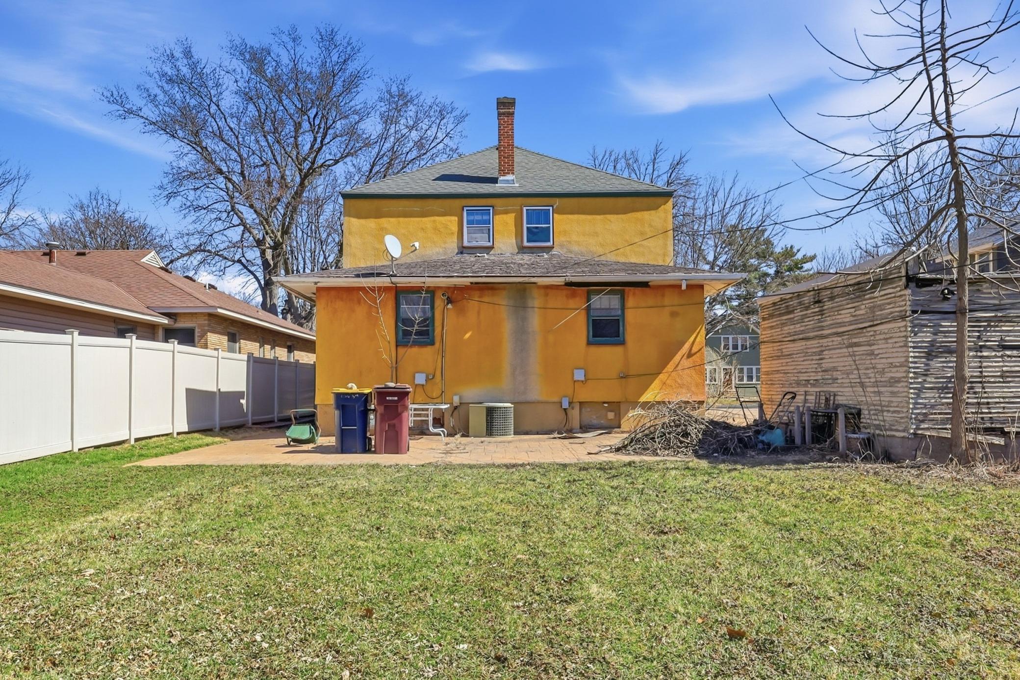 624 3rd Street
