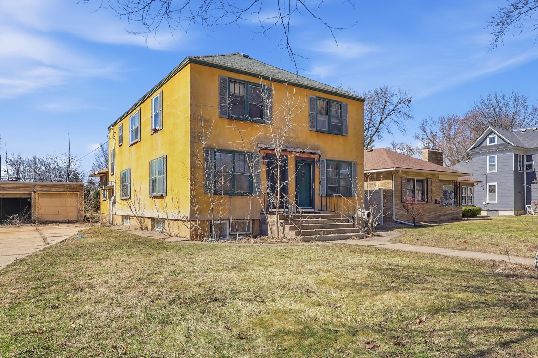 624 3rd Street