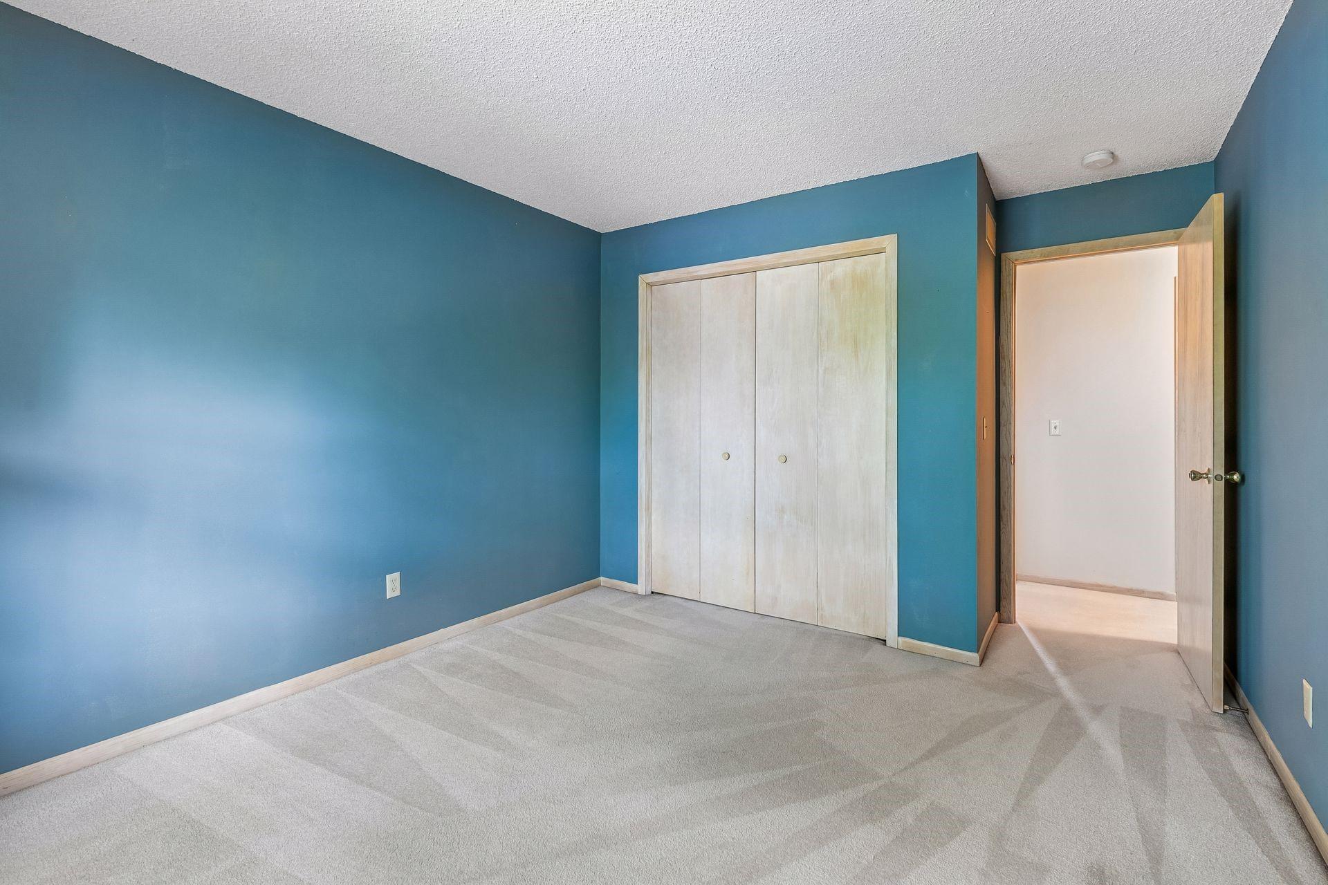 13820 Sunset Lake Drive