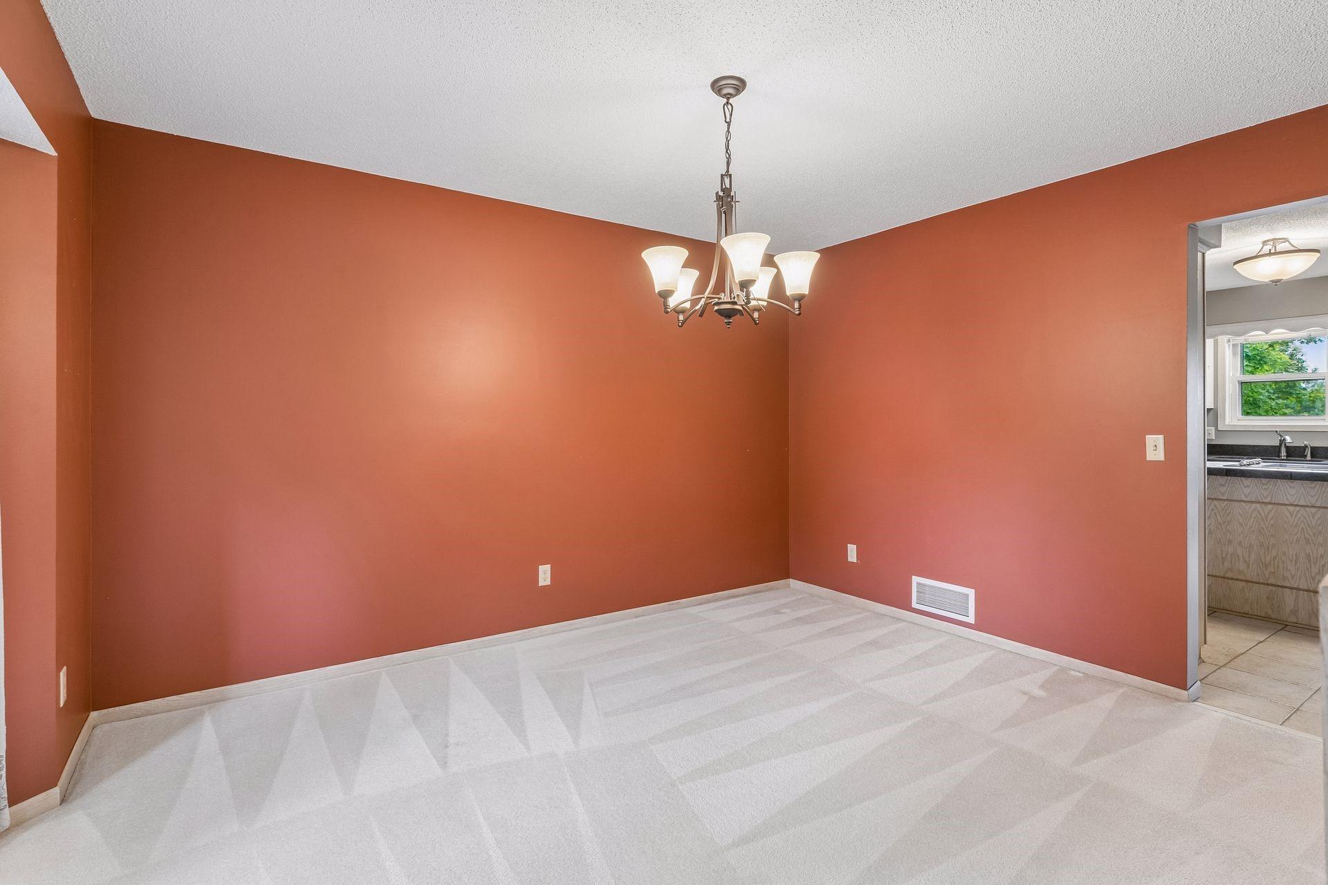 13820 Sunset Lake Drive