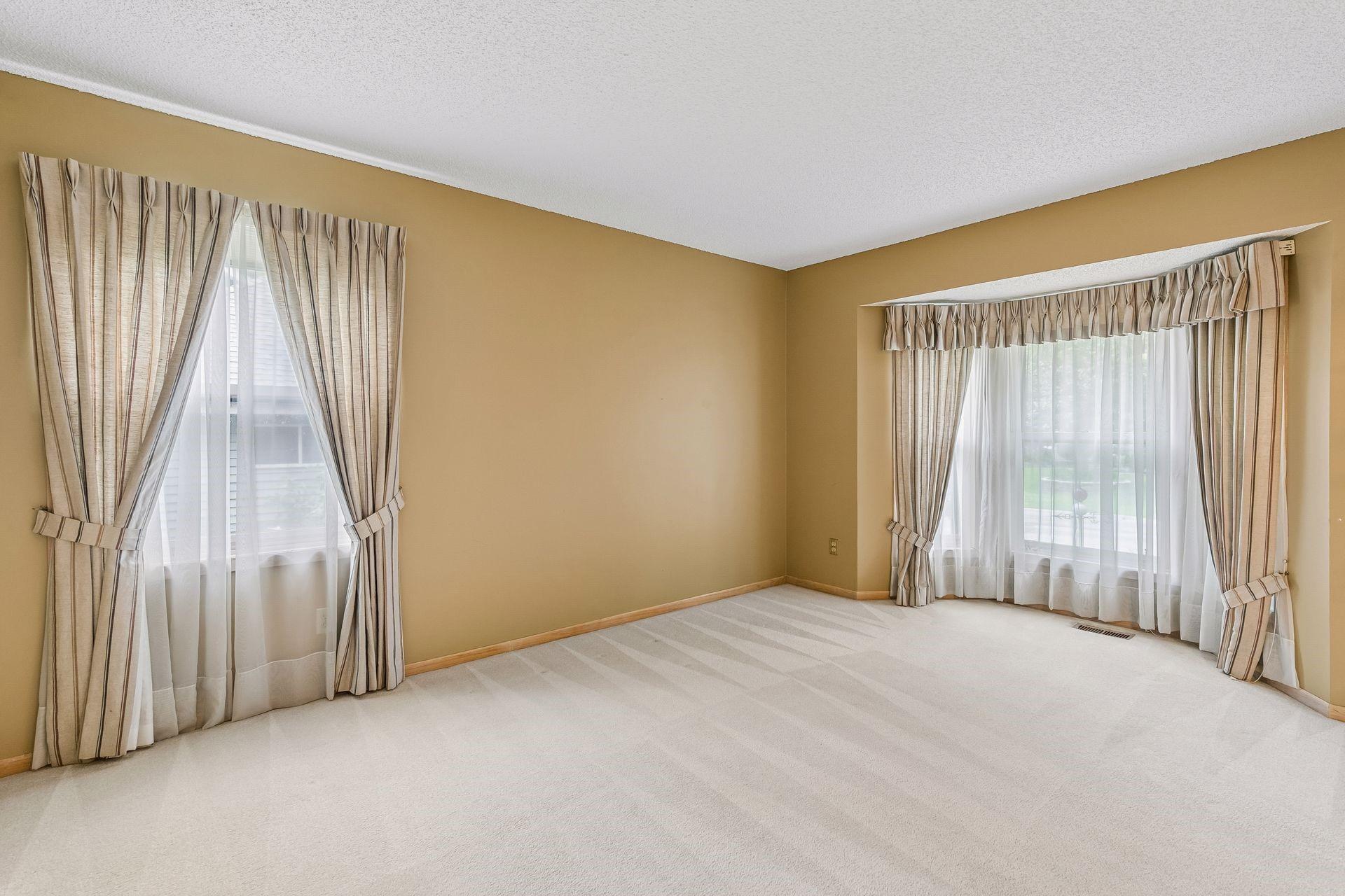 13820 Sunset Lake Drive