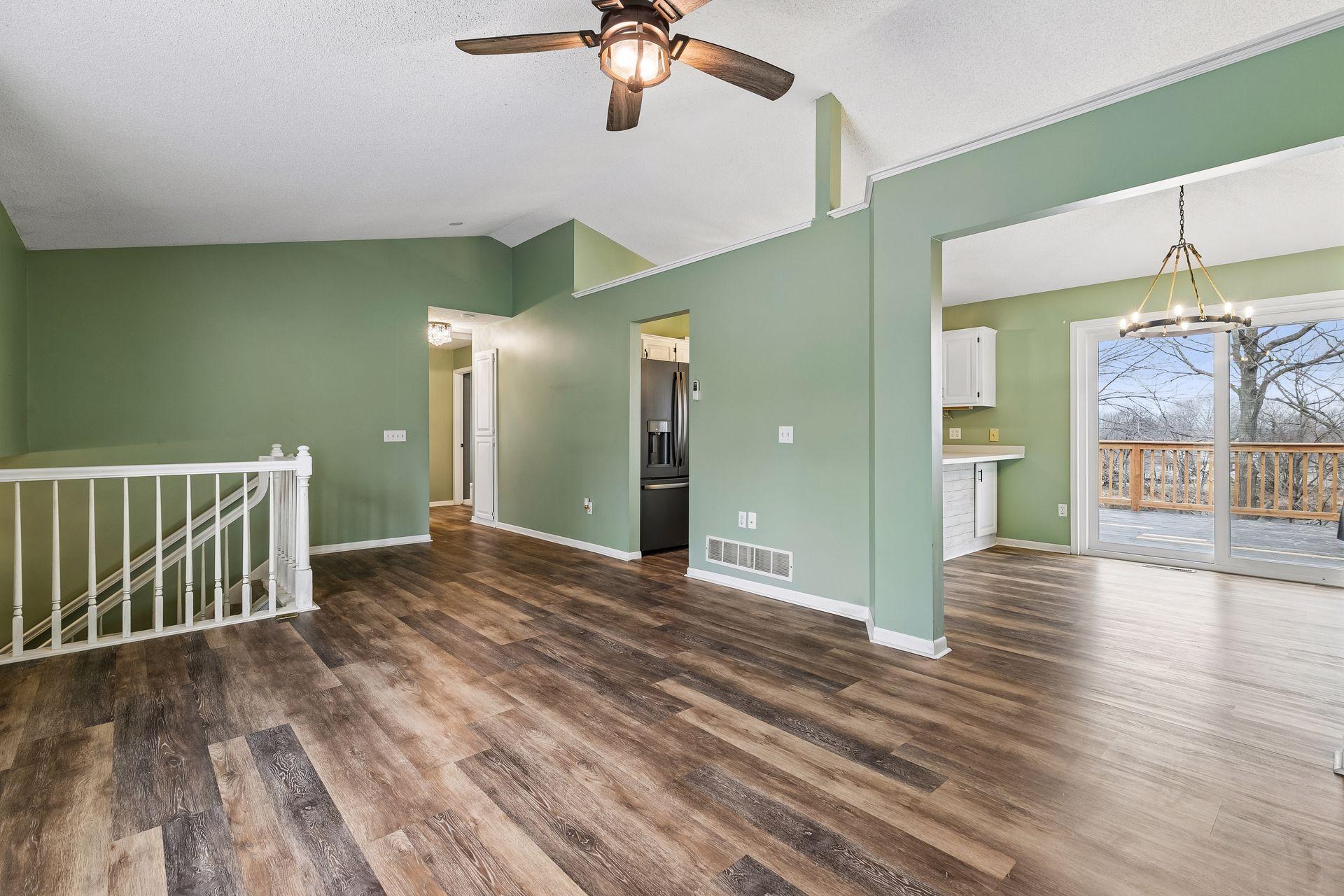 17194 Toronto Avenue SE