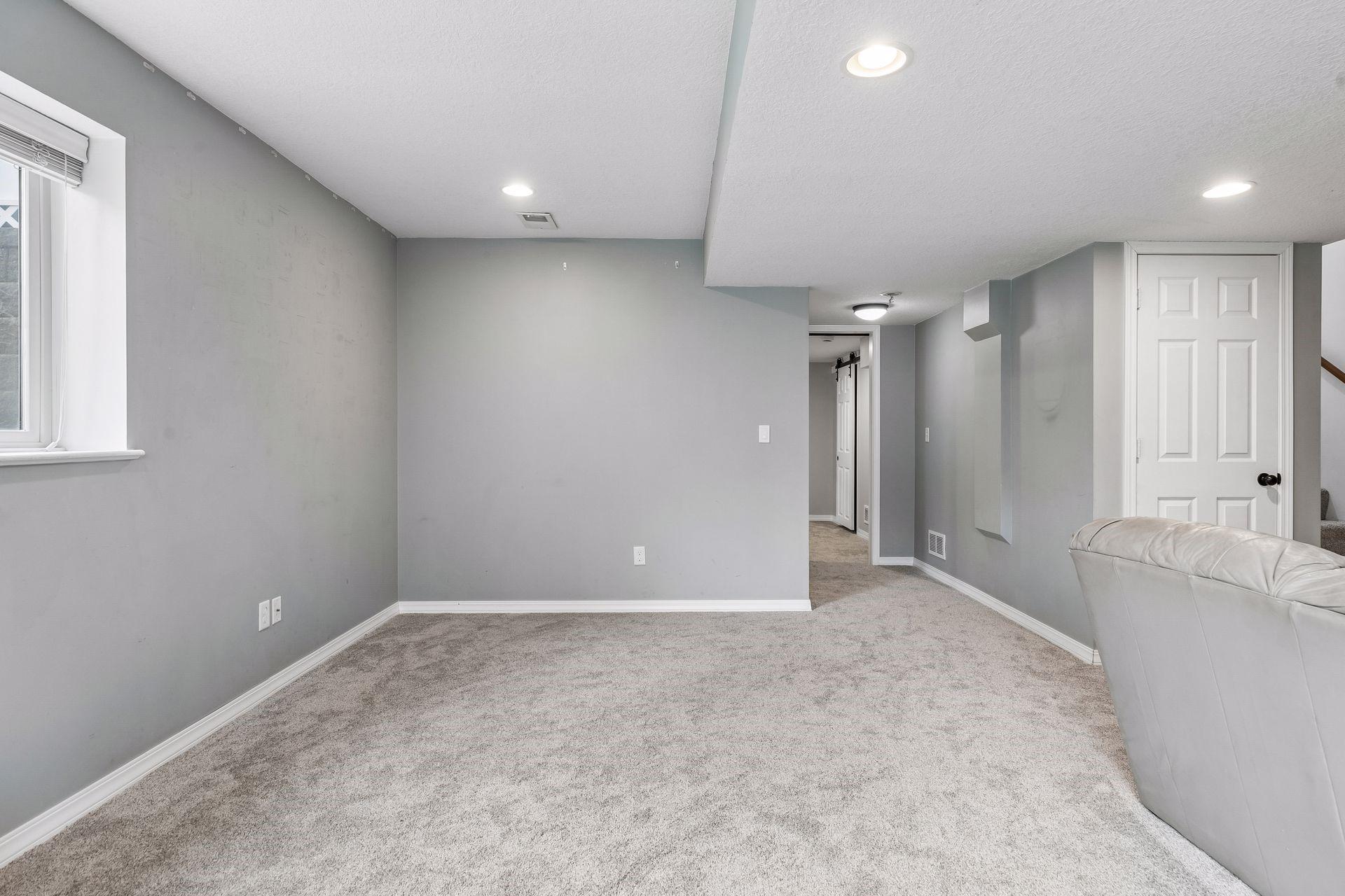 715 Lake Ridge Drive