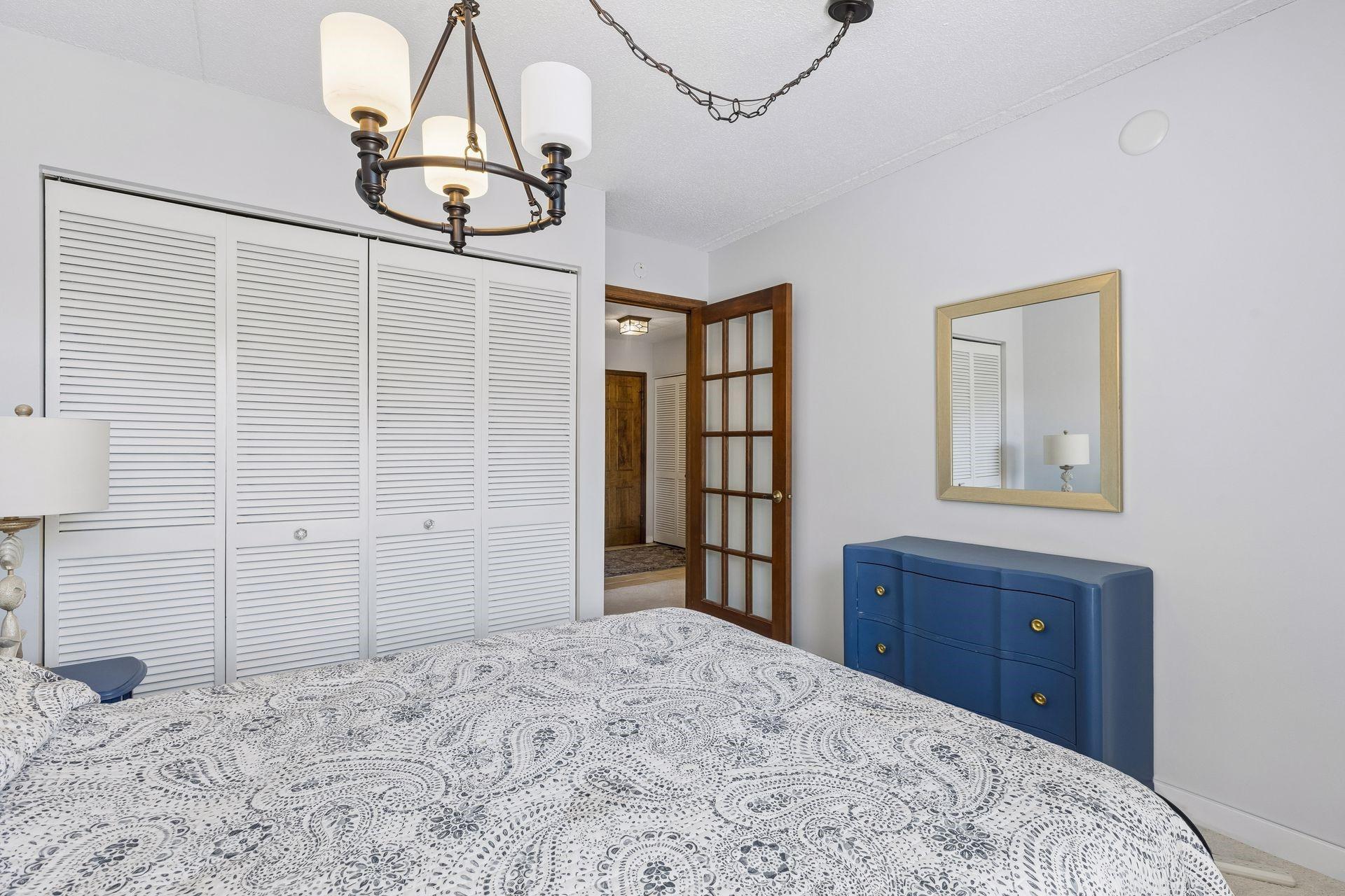 6710 Vernon Avenue S Unit: 410