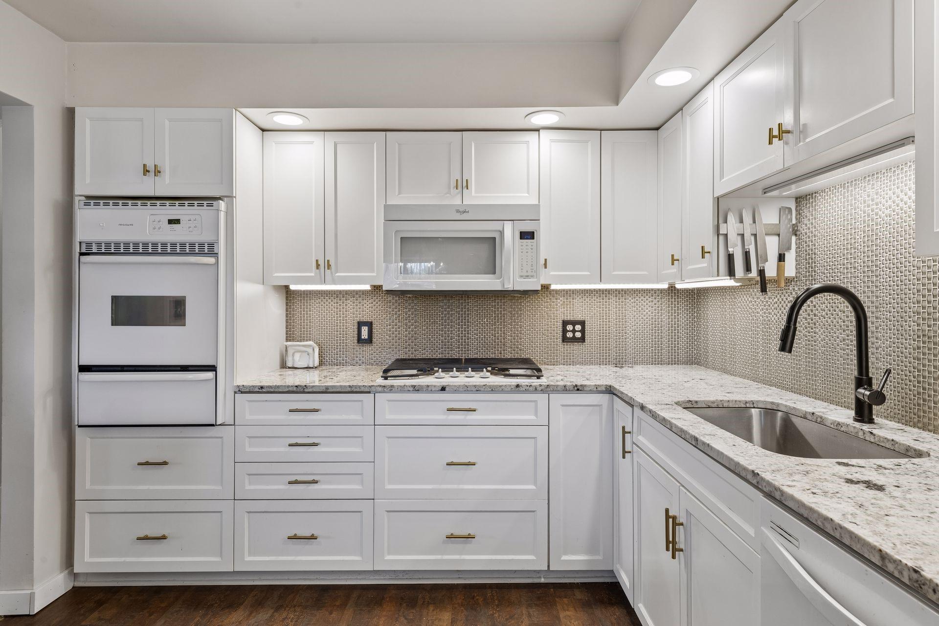 6710 Vernon Avenue S Unit: 410