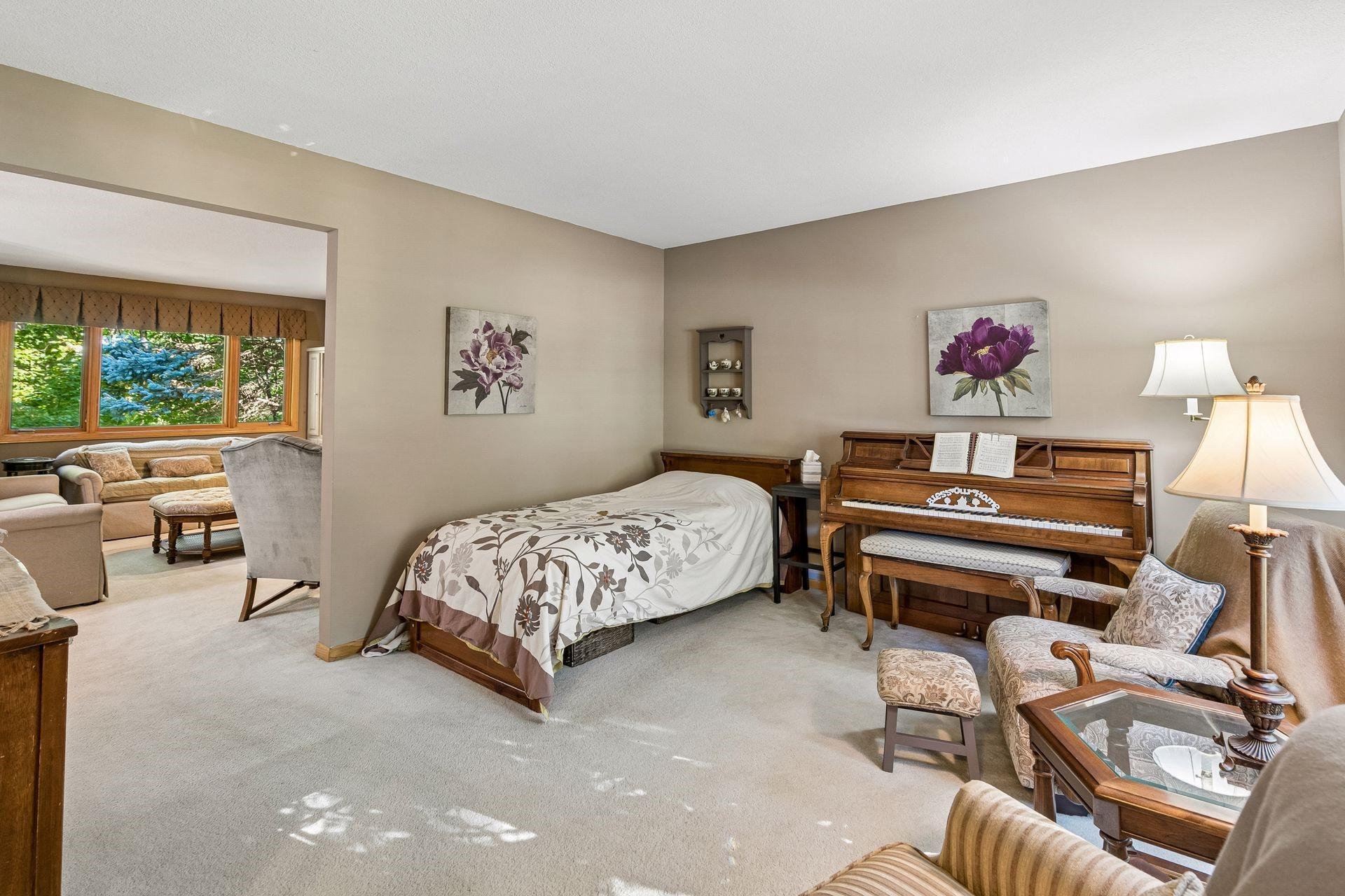 13516 Knox Drive
