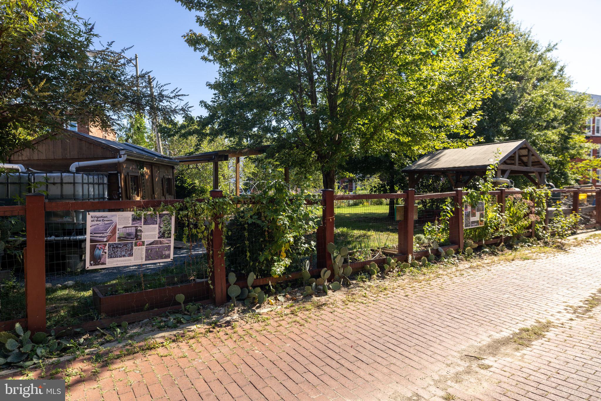1016 PARK ROAD NW