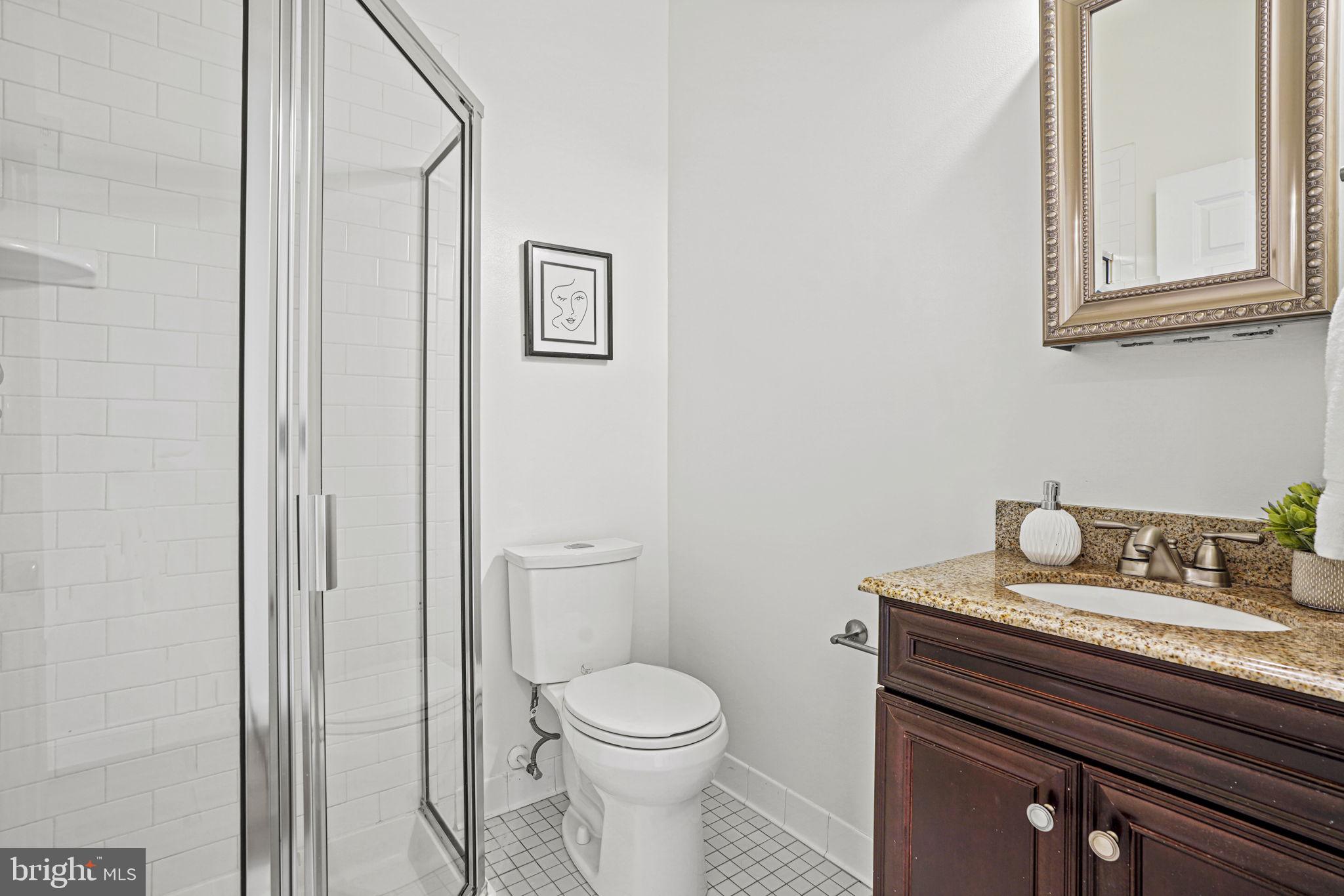 1 18th St SE #303