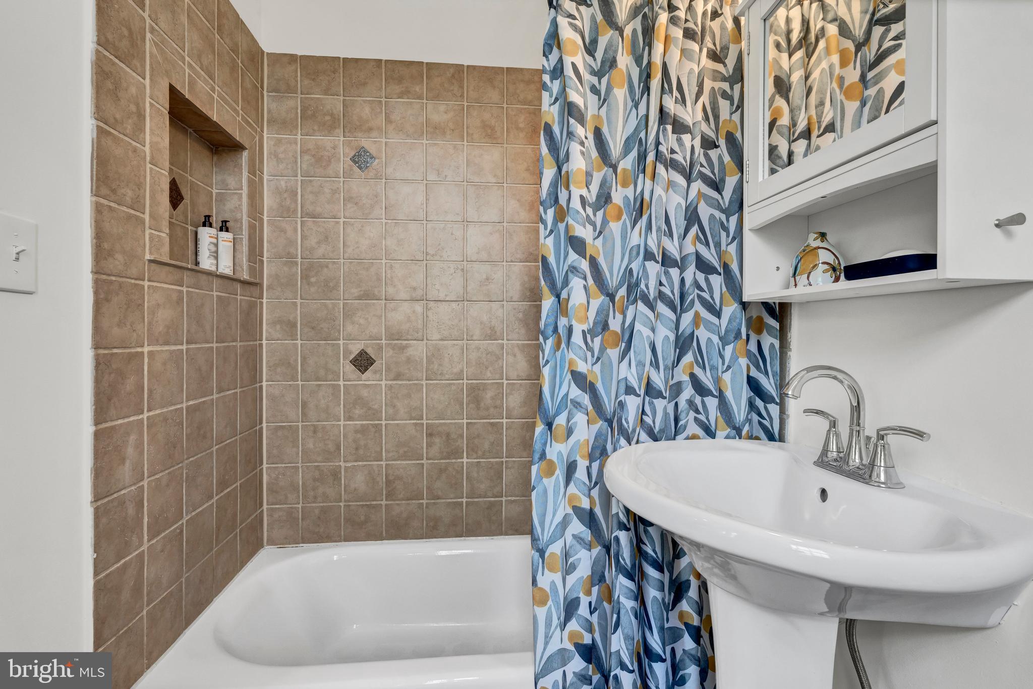 2456 20th St NW #501