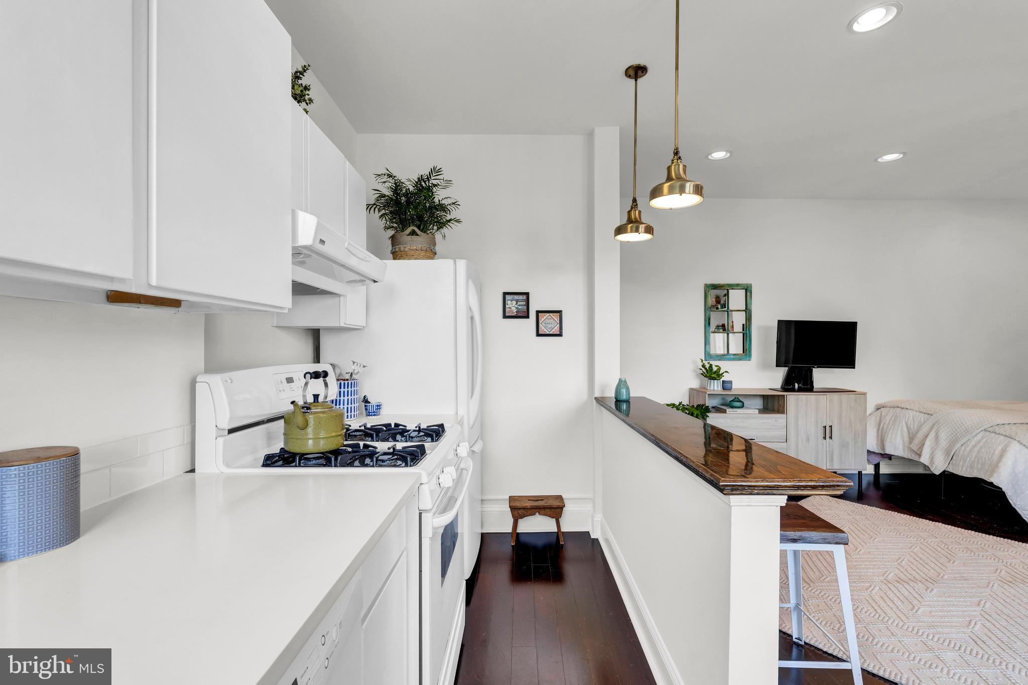 2456 20th St NW #501