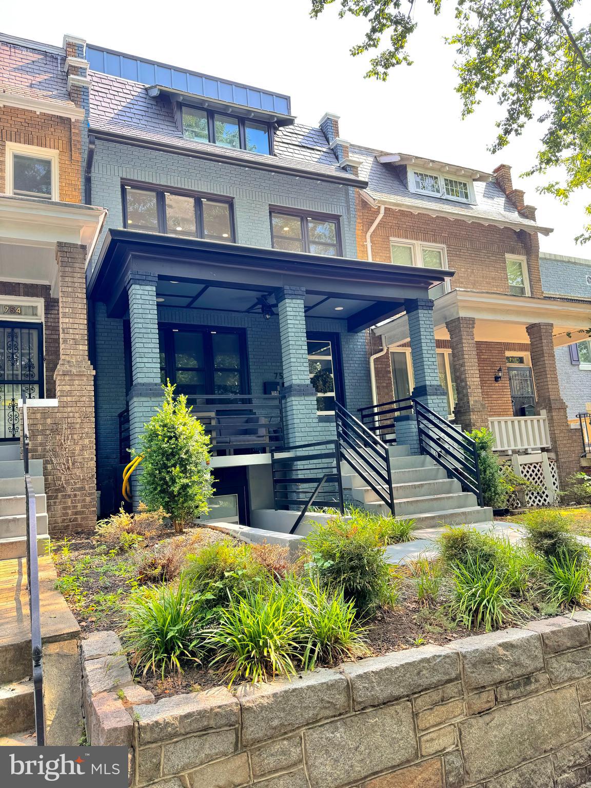 756 PRINCETON PL NW #2