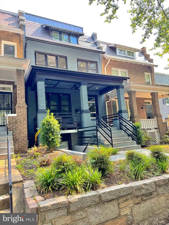 756 PRINCETON PL NW #2