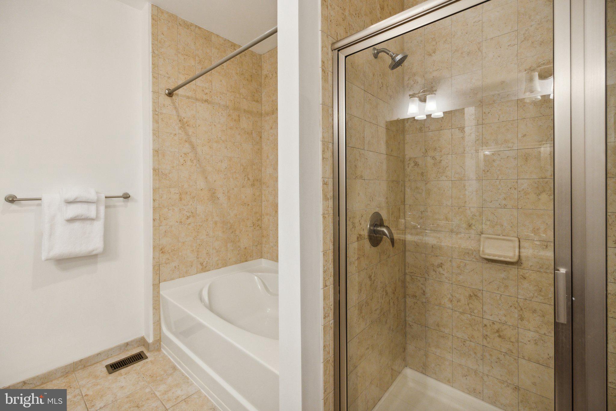 2518 Sayles Pl SE #9
