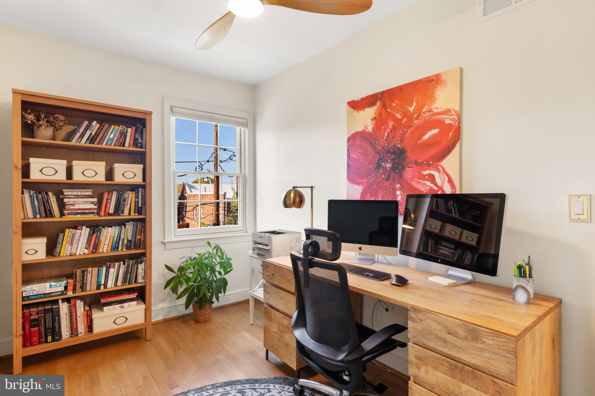 2430 39th Pl NW