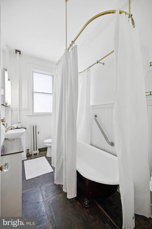 1852 Columbia Rd NW #503