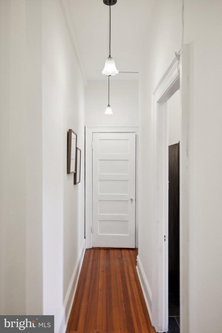 1852 Columbia Rd NW #503