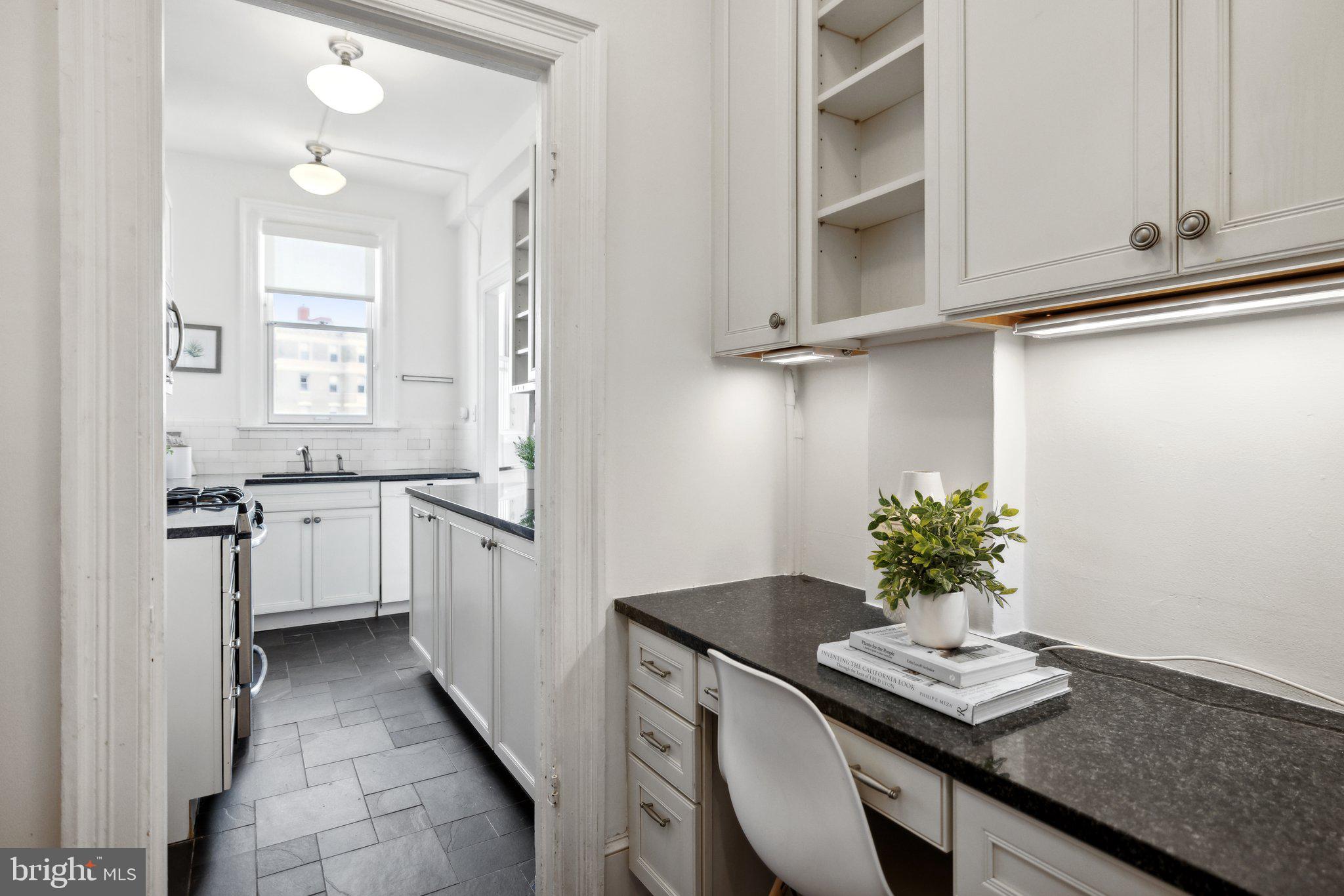 1852 Columbia Rd NW #503