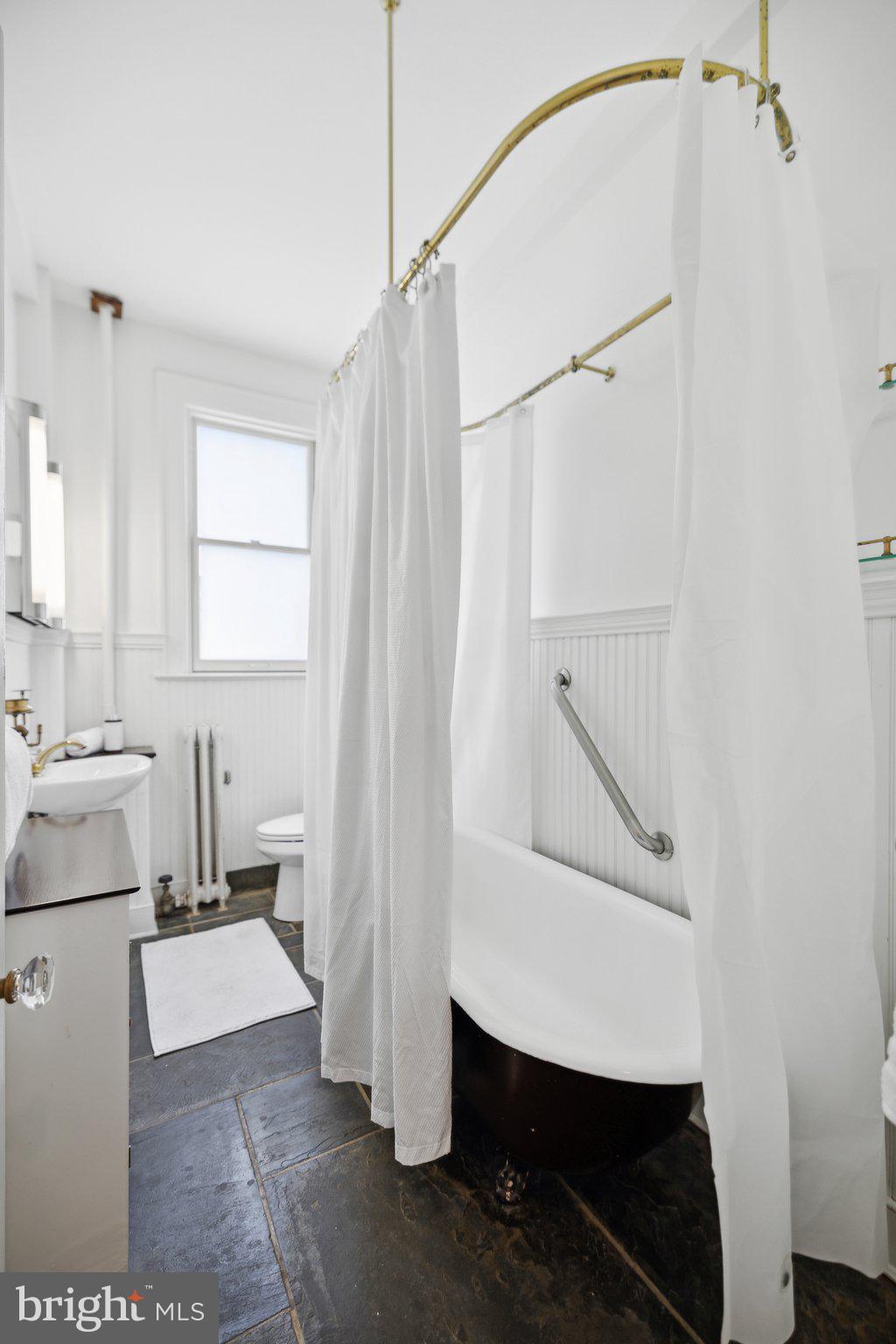 1852 Columbia Rd NW #503