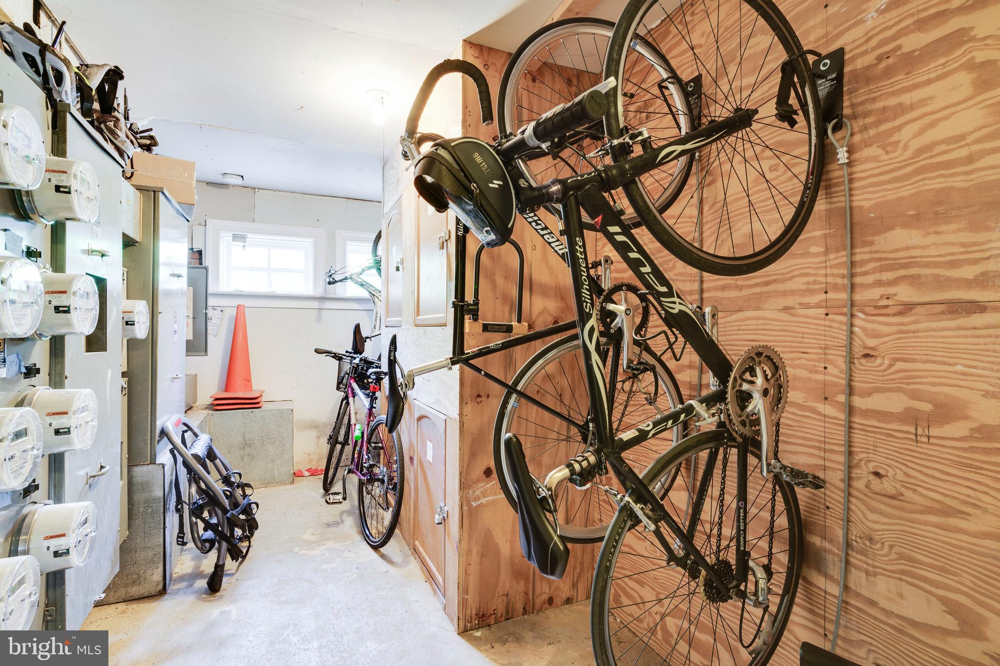 1708 Newton St NW #105