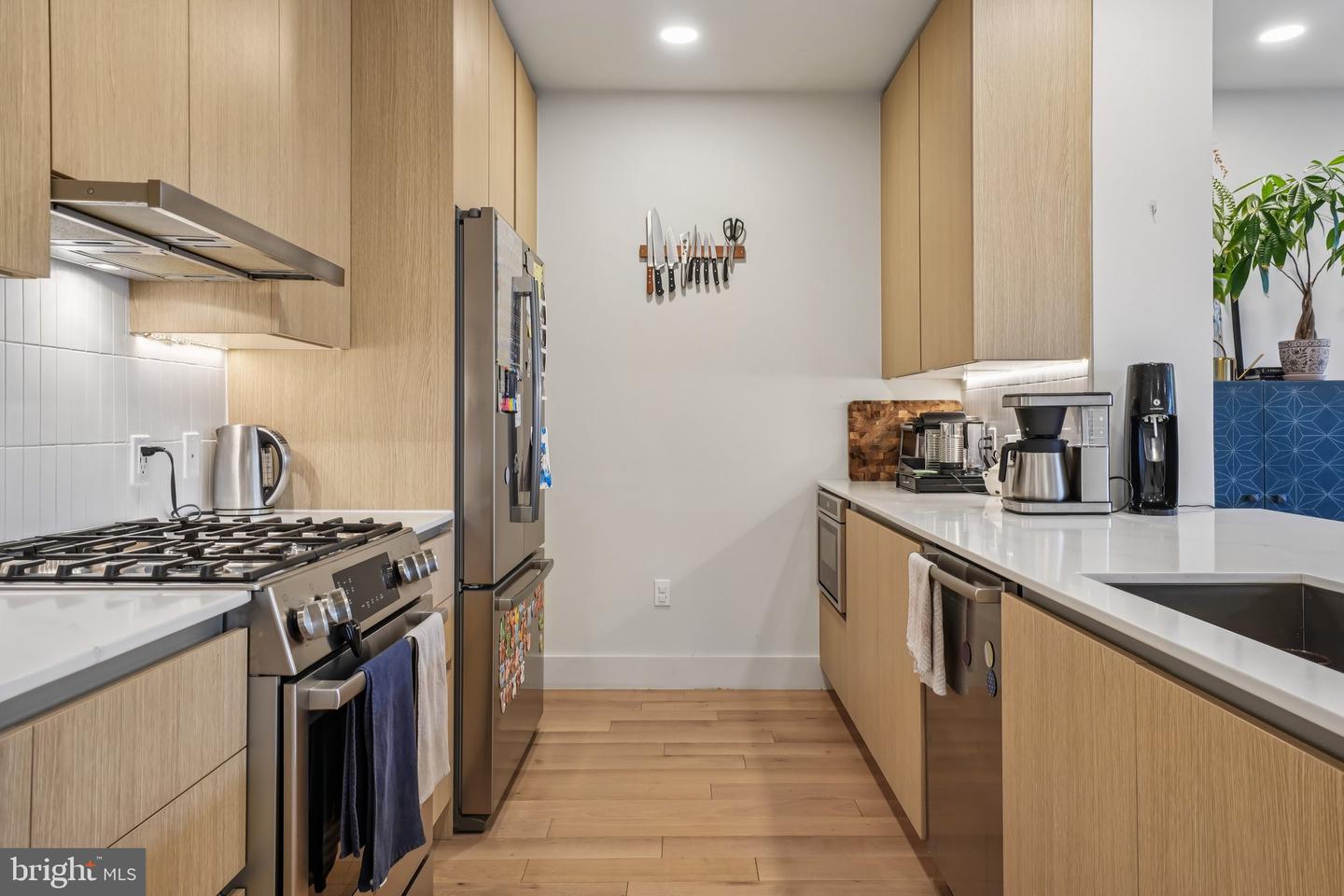 1309 E ST SE #18