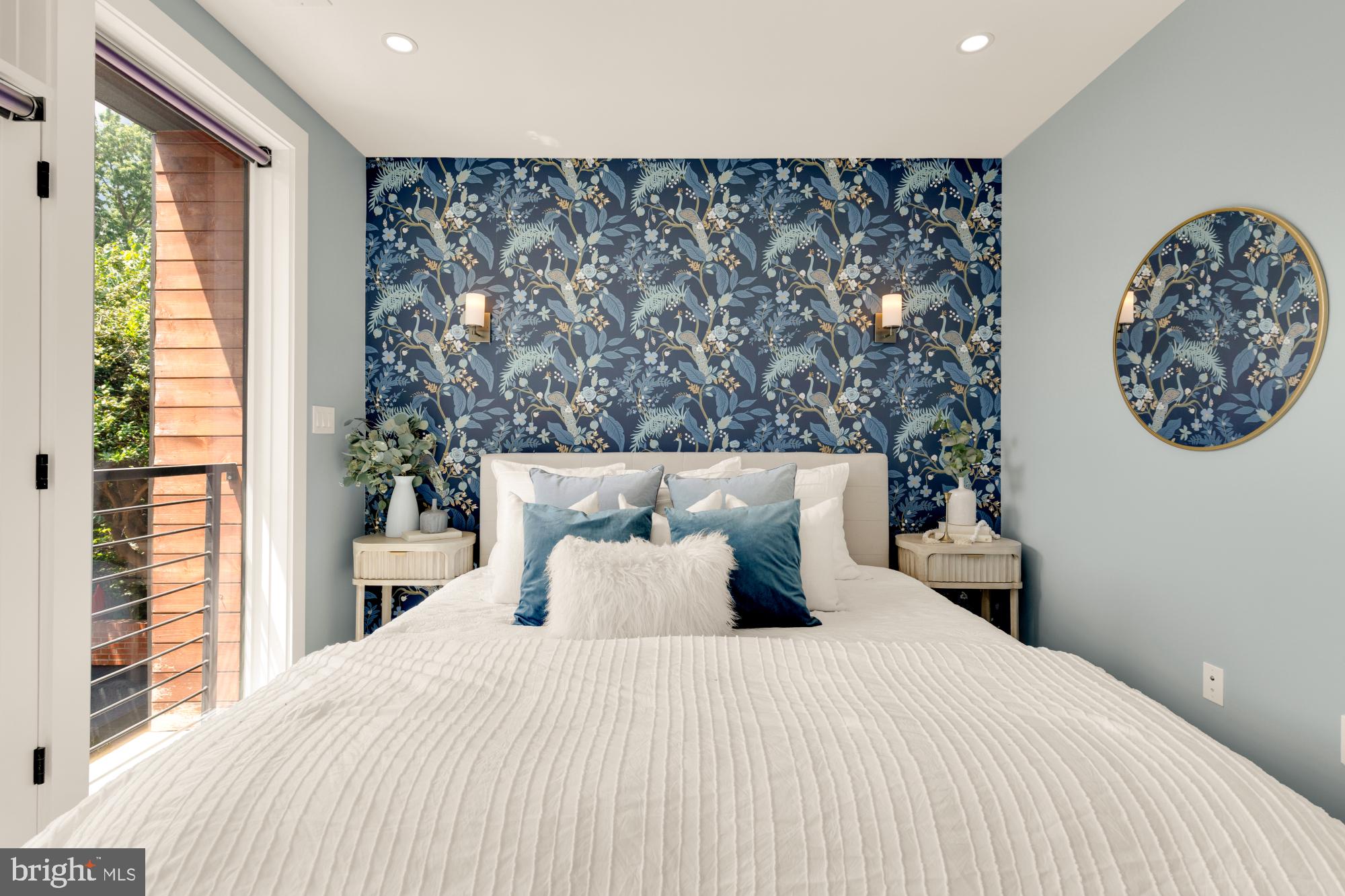 419 Independence Ave SE