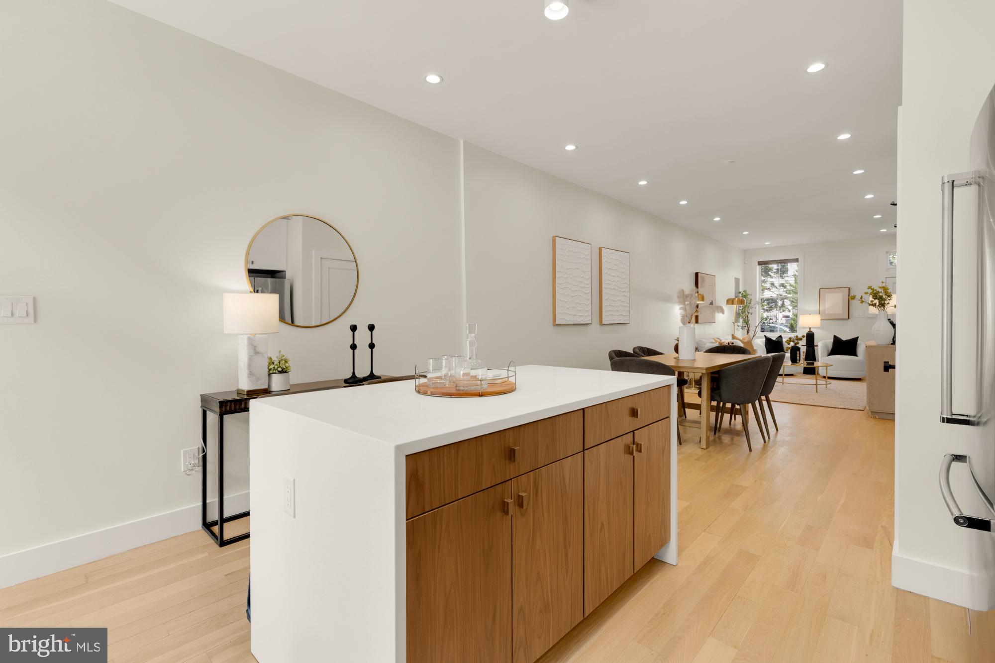 419 Independence Ave SE