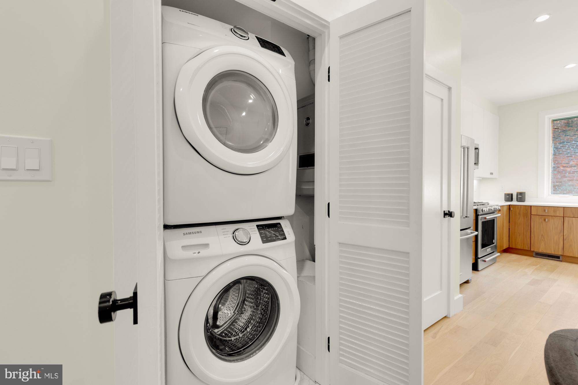 419 Independence Ave SE