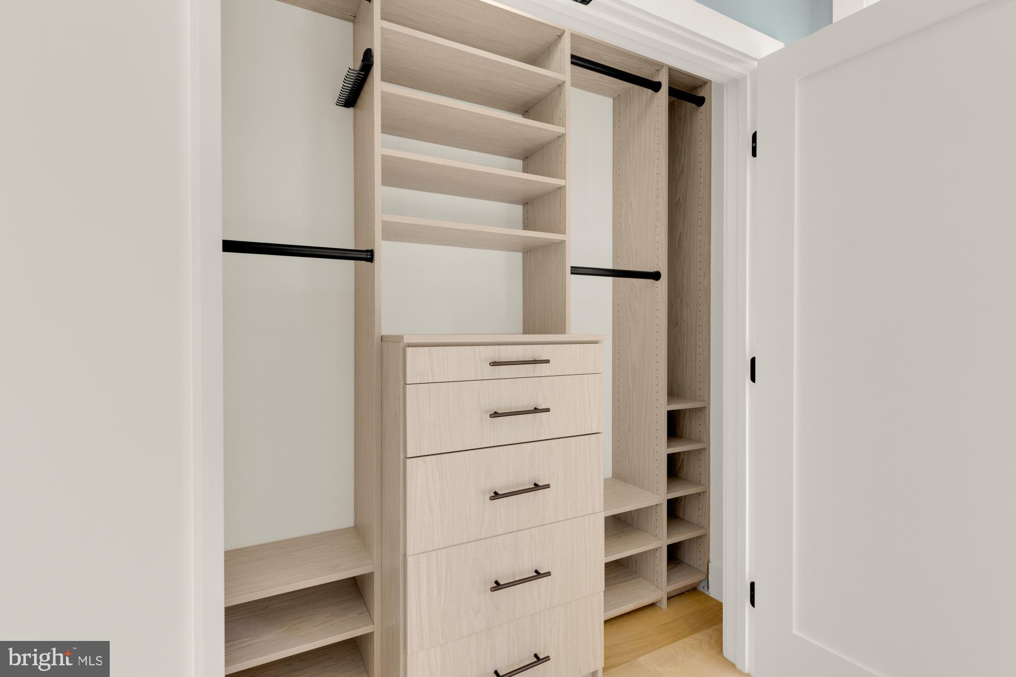 419 Independence Ave SE