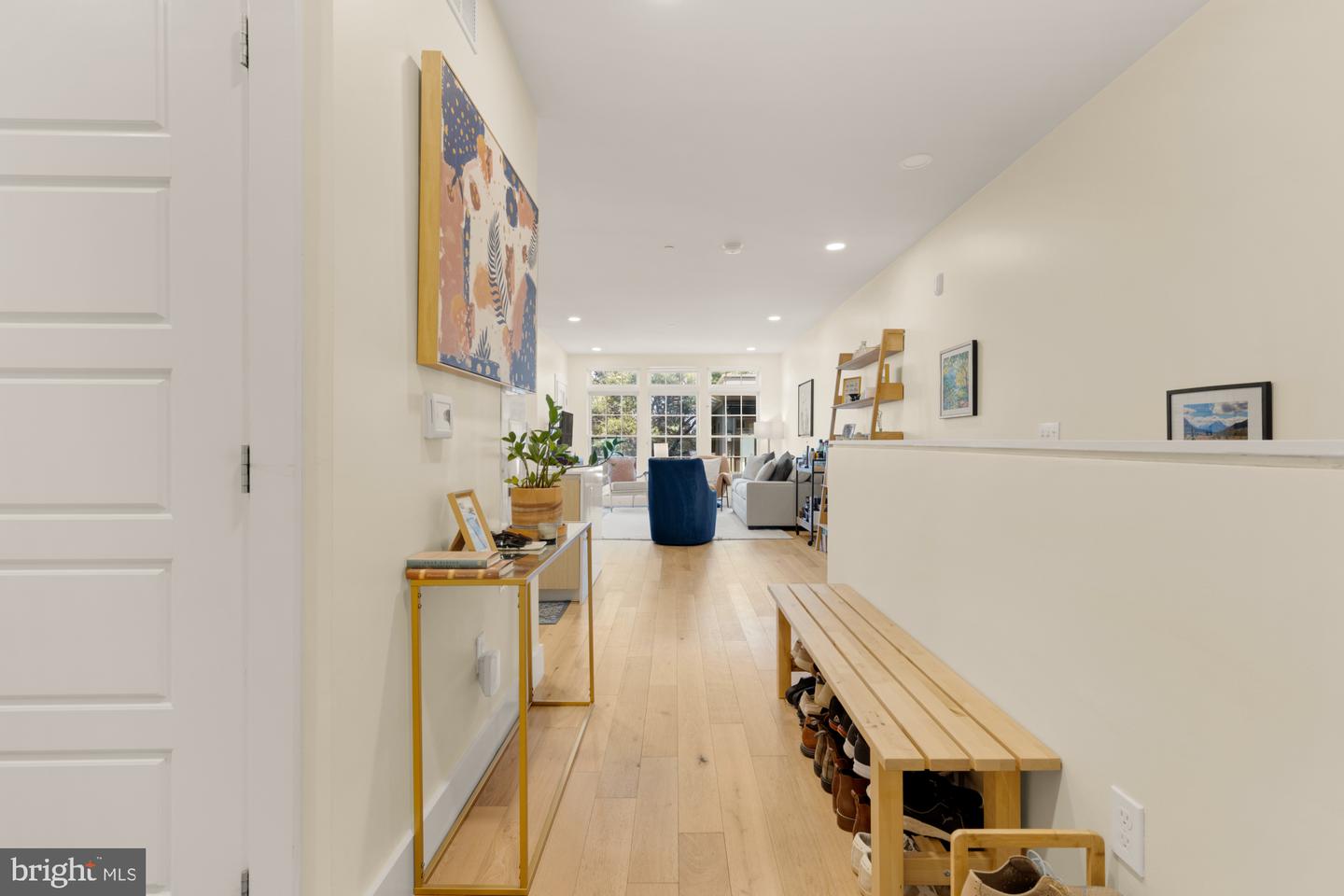 1309 E ST SE #19