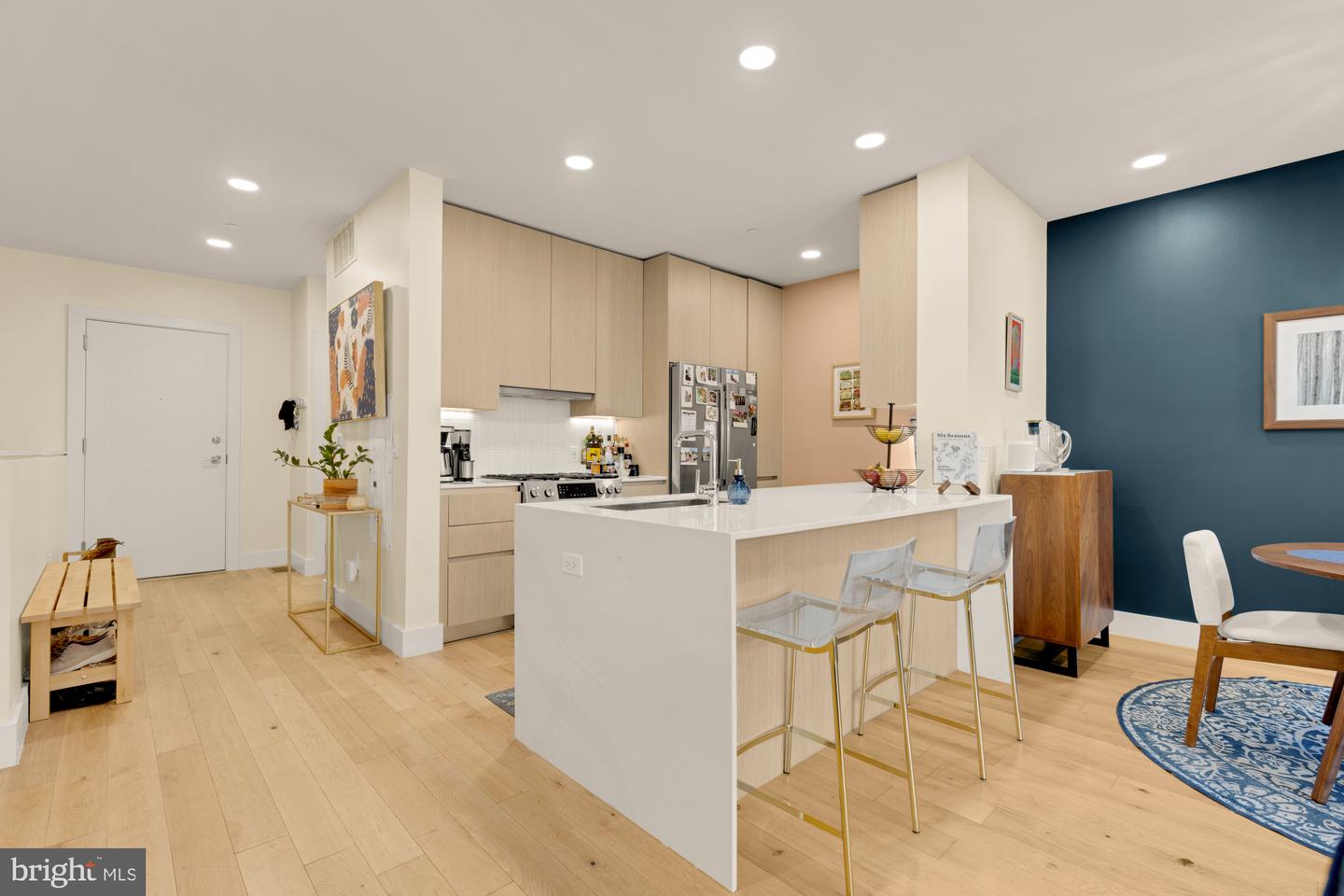 1309 E ST SE #19
