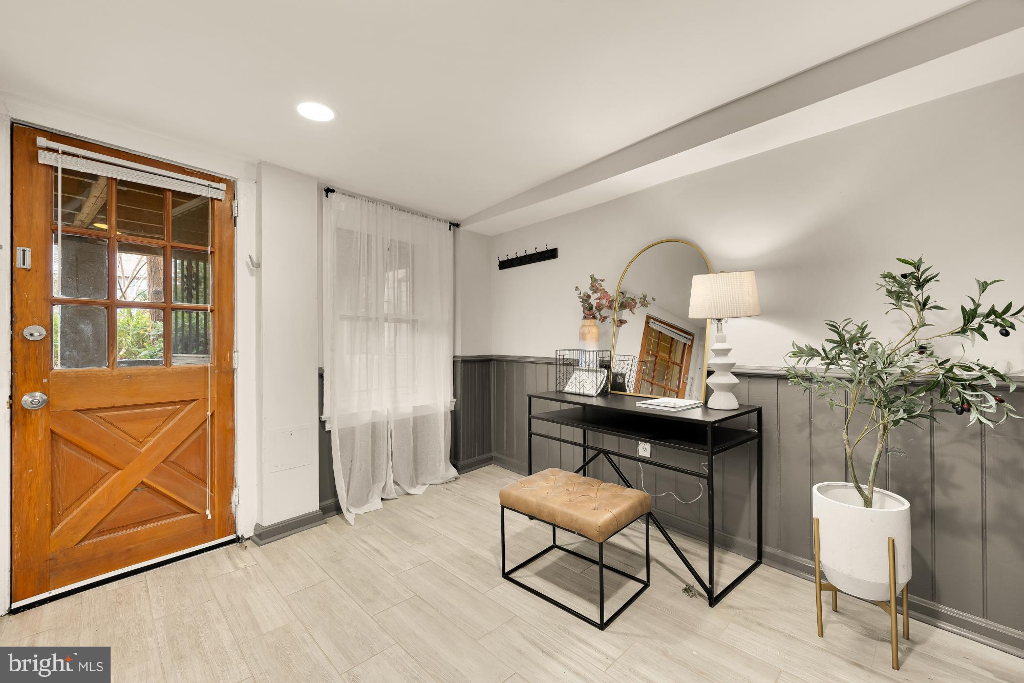 659 MARYLAND AVENUE NE