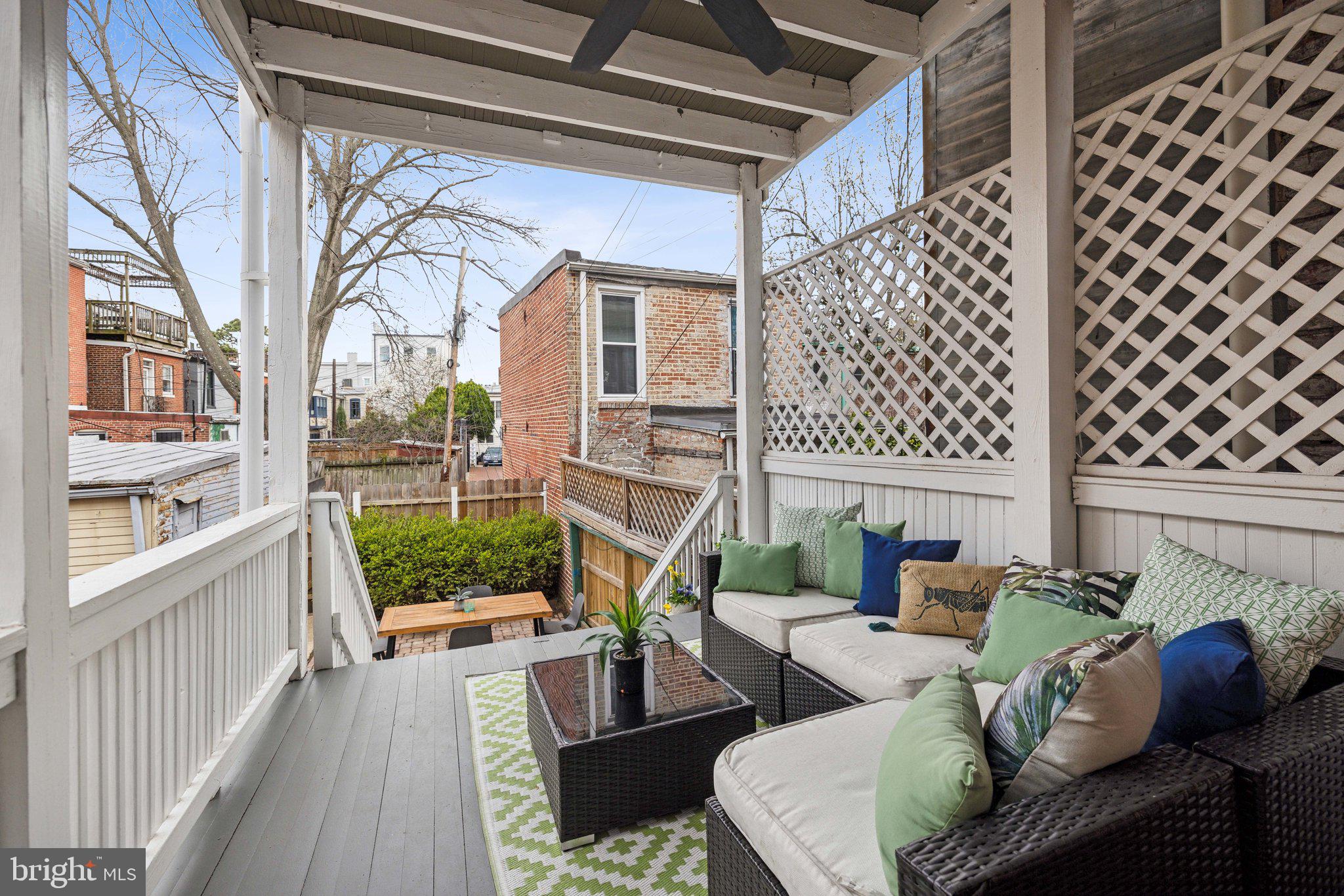 659 MARYLAND AVENUE NE