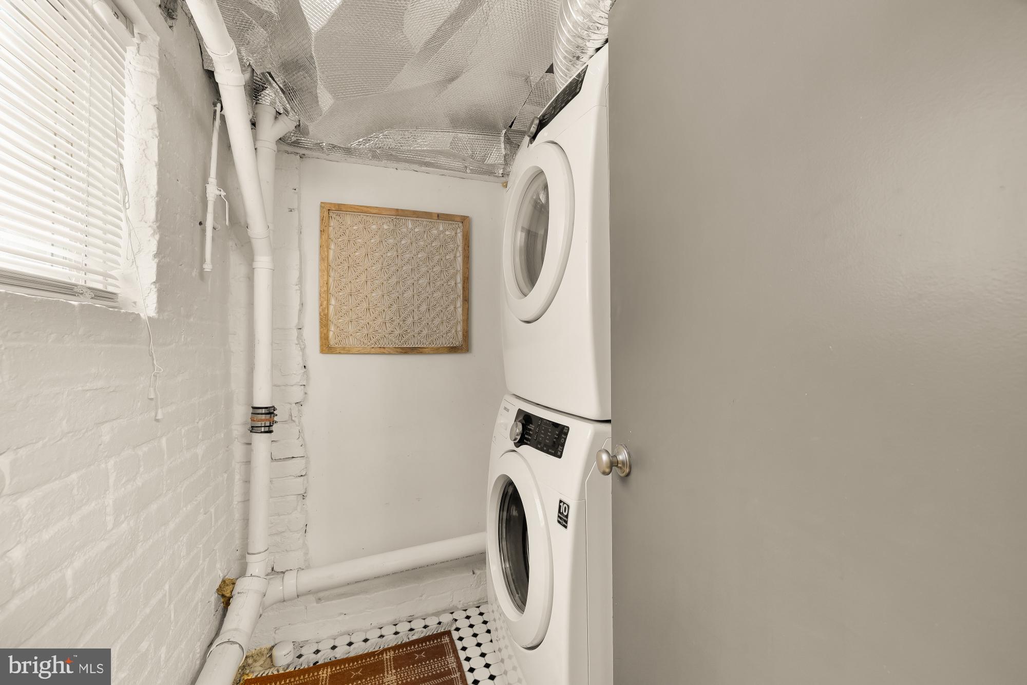 659 MARYLAND AVENUE NE