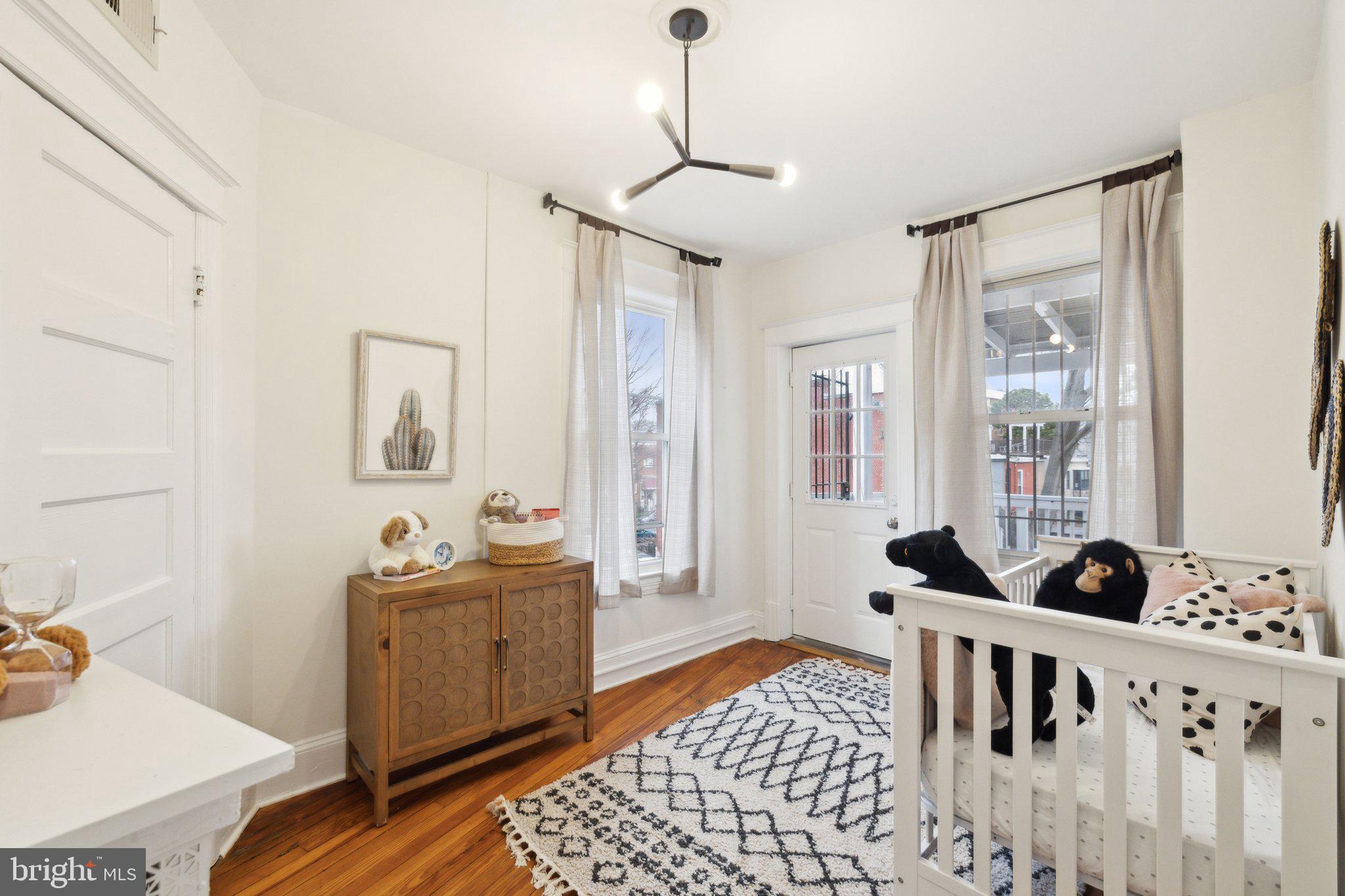 659 MARYLAND AVENUE NE