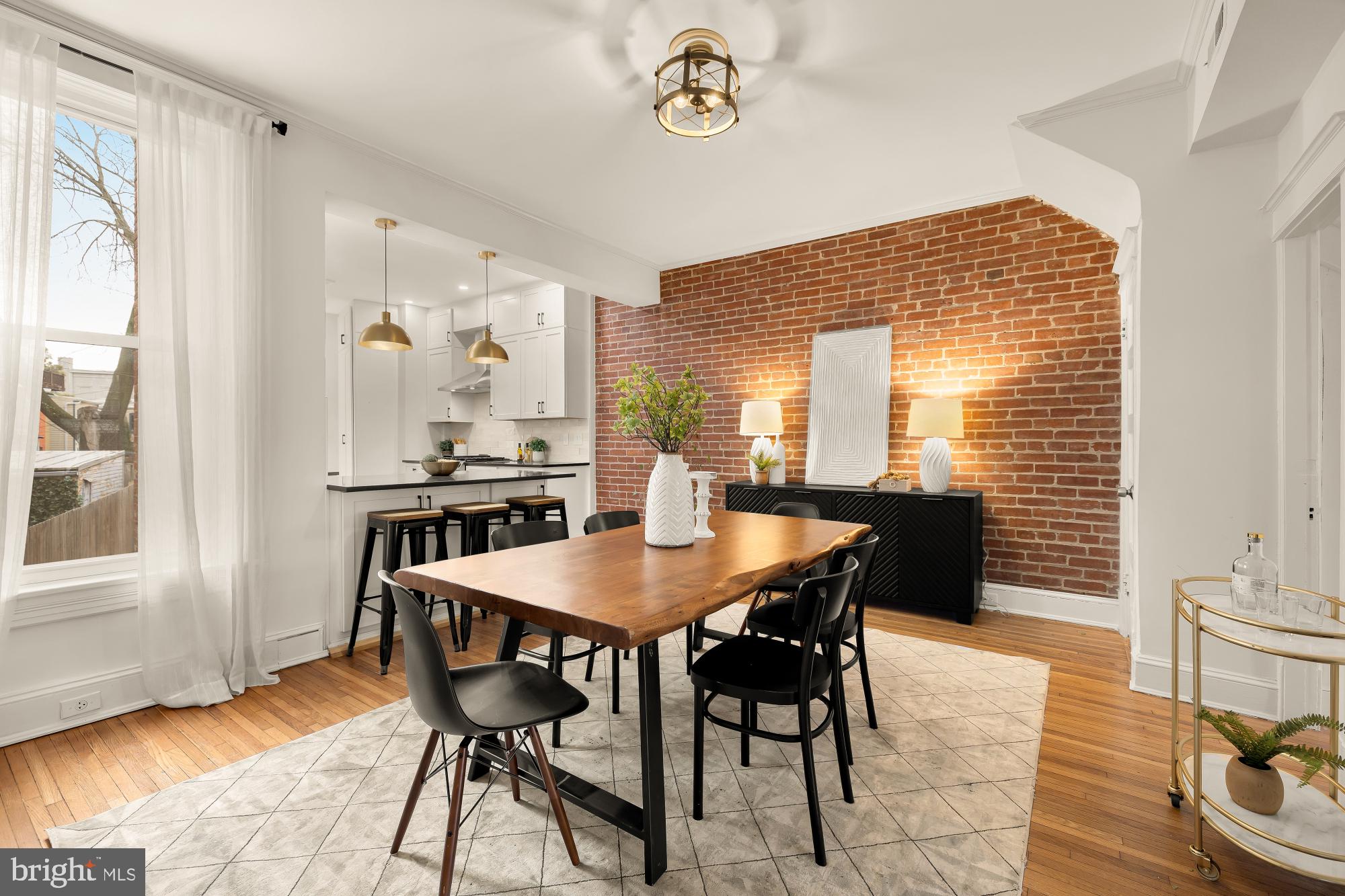 659 MARYLAND AVENUE NE