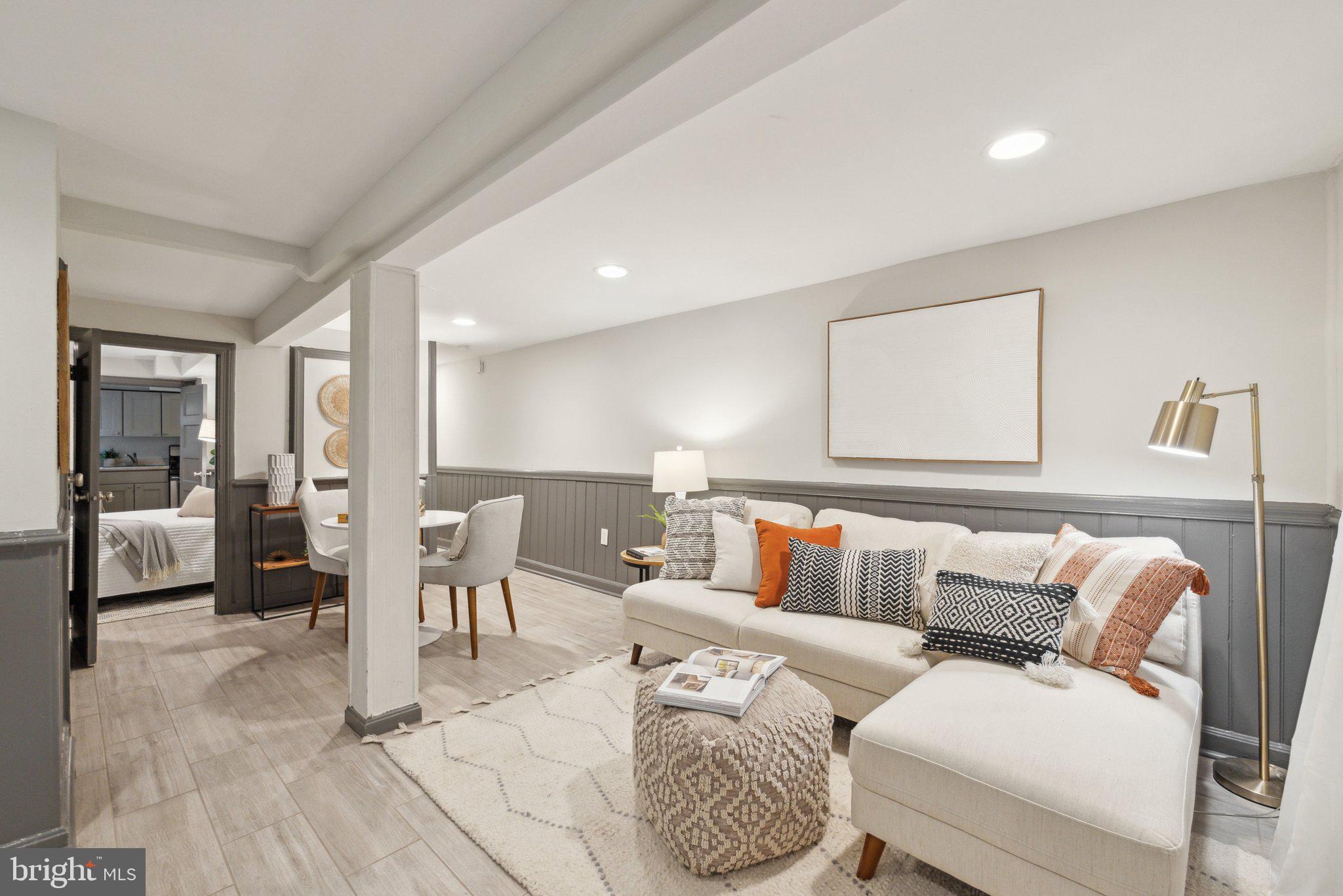 659 MARYLAND AVENUE NE