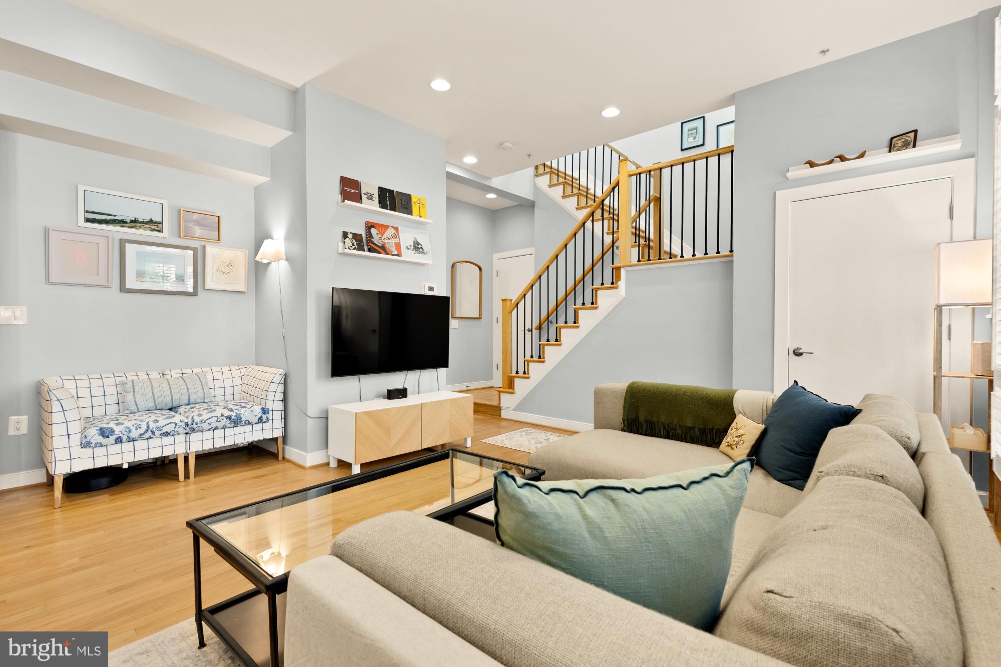 2363 CHAMPLAIN STREET NW 26