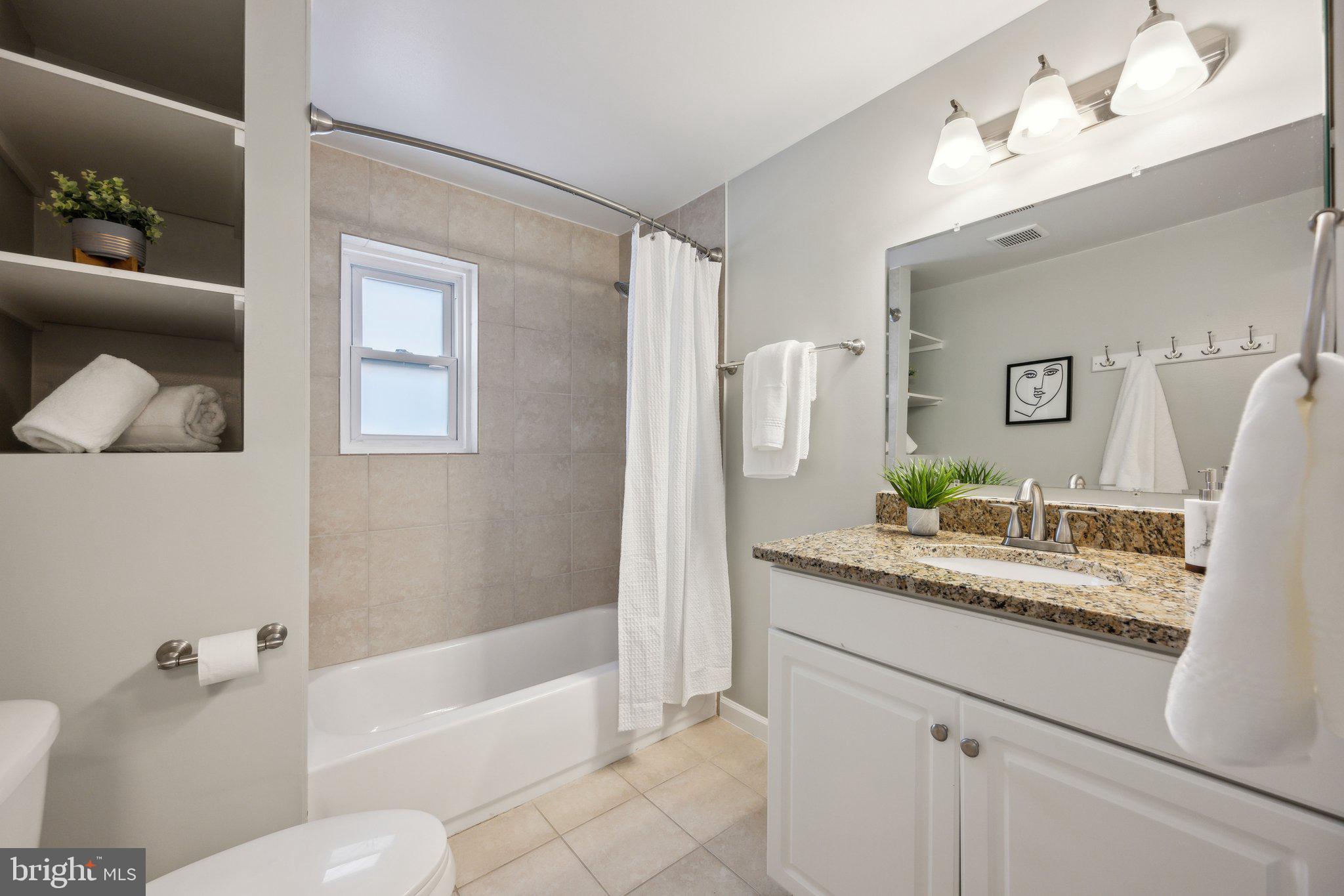 1280 RAUM STREET NE 4