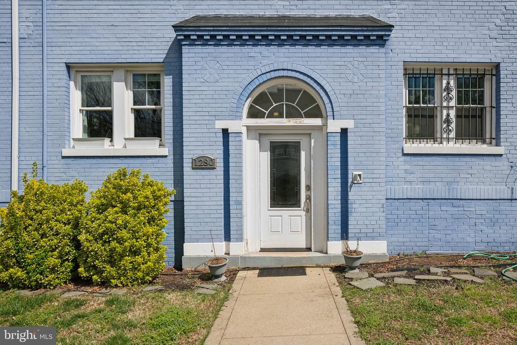 1280 RAUM STREET NE 4