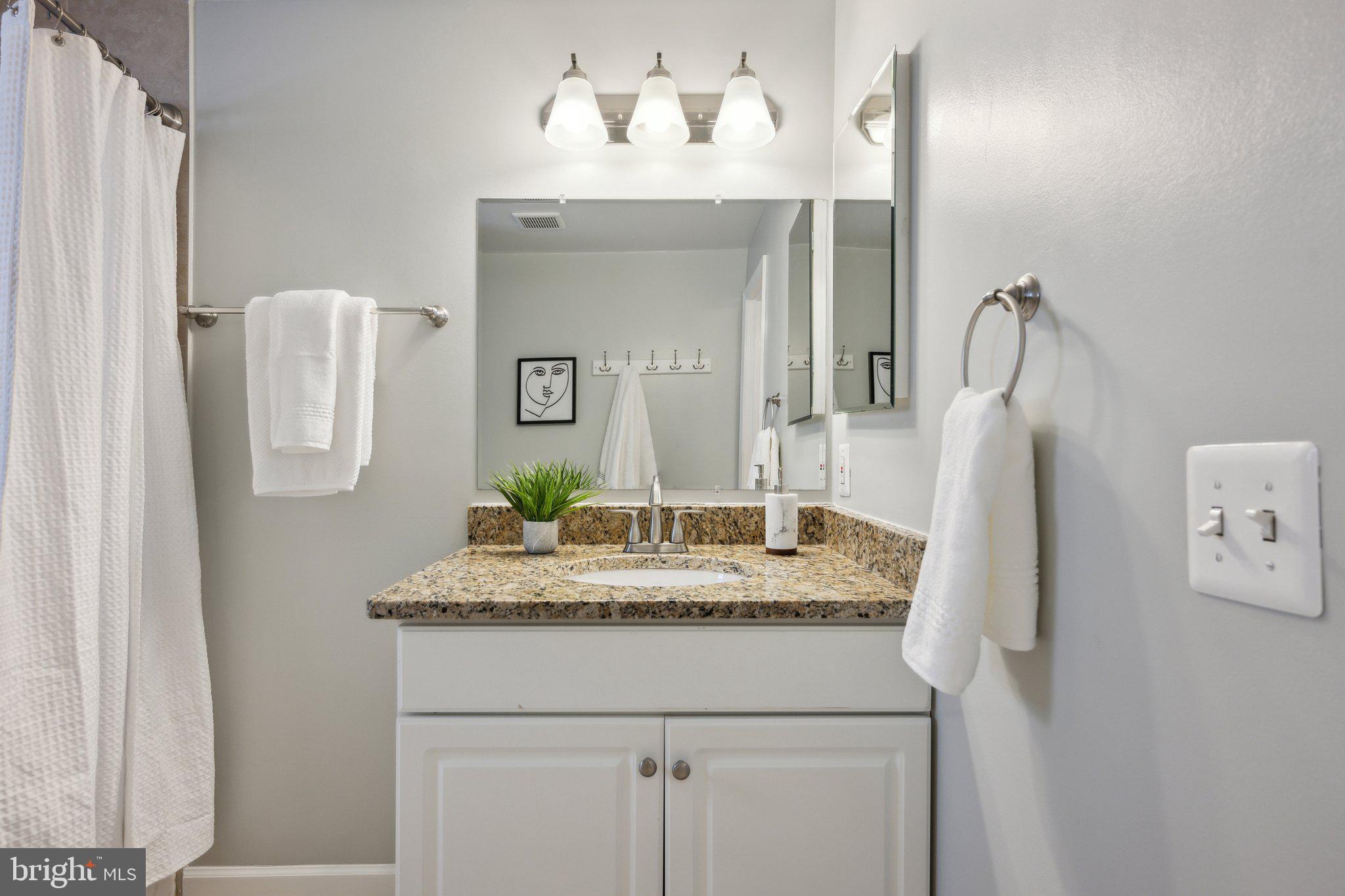 1280 RAUM STREET NE 4