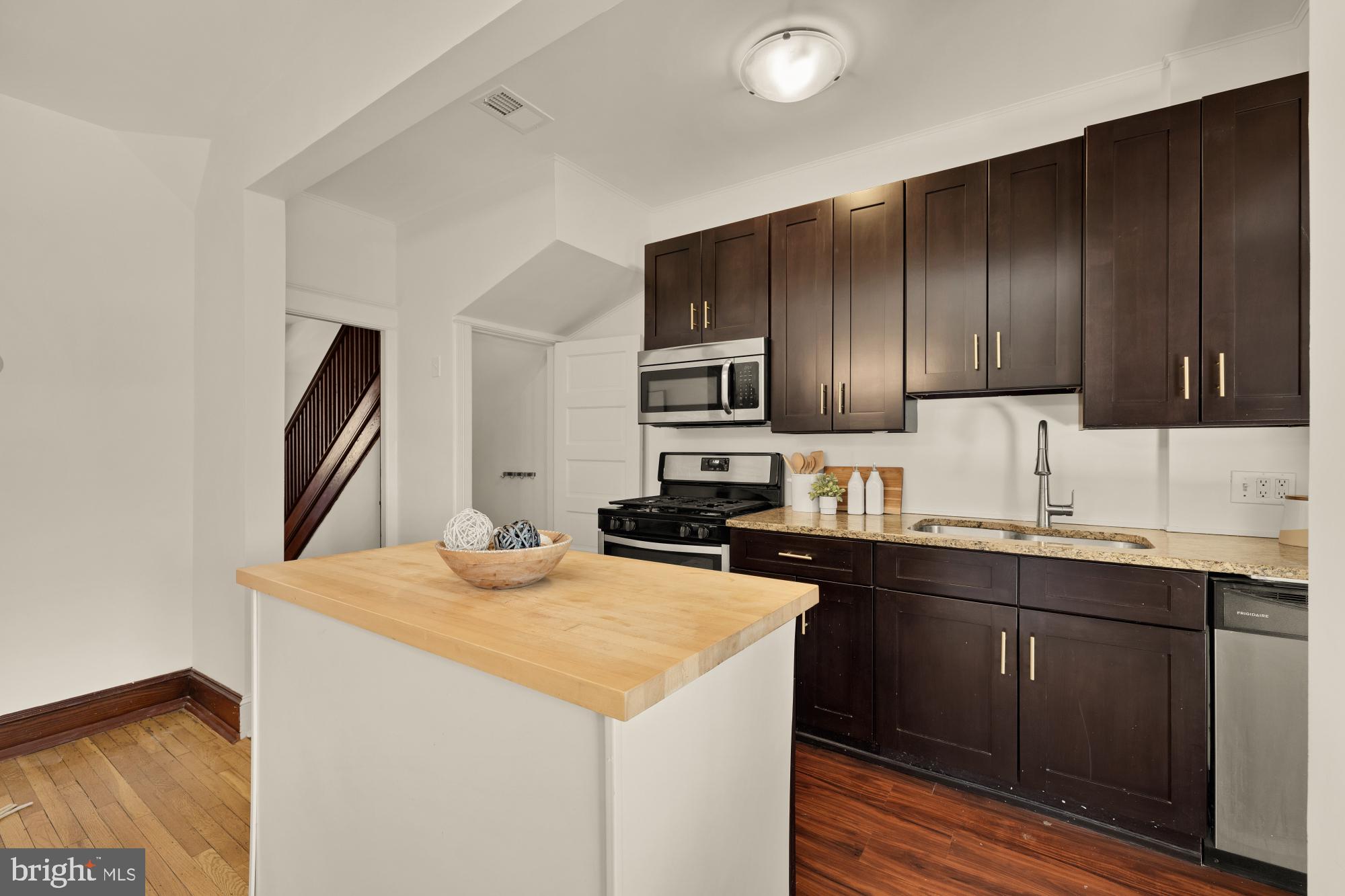 720 WEBSTER STREET NW