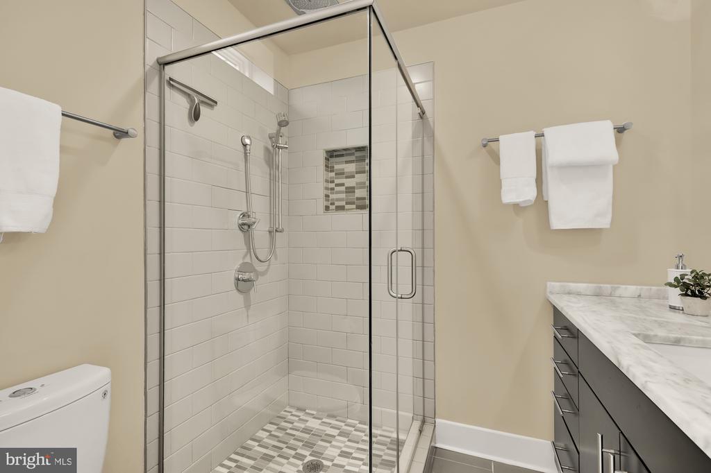 3209 12TH STREET NE 102